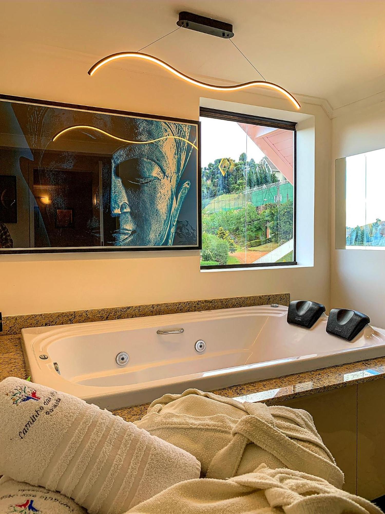 Master Double Room with Spa Bath photo 2
