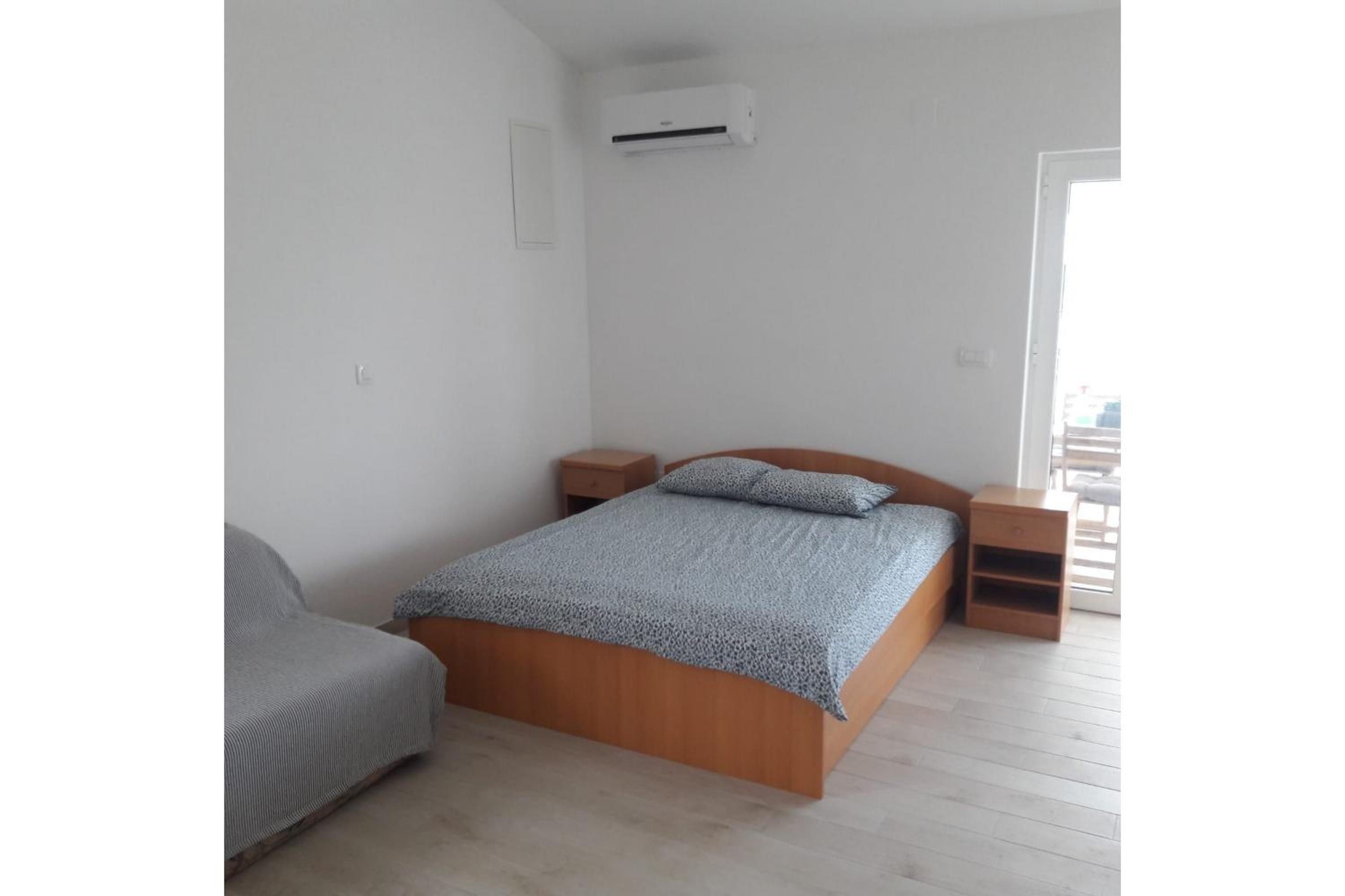 Studio Apartment with Balcony