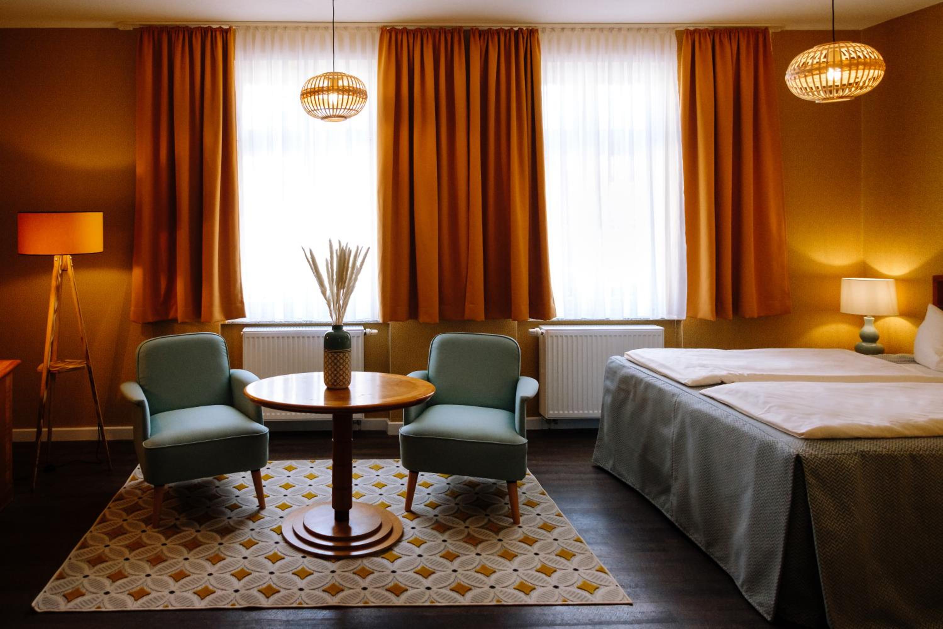 Large Double Room