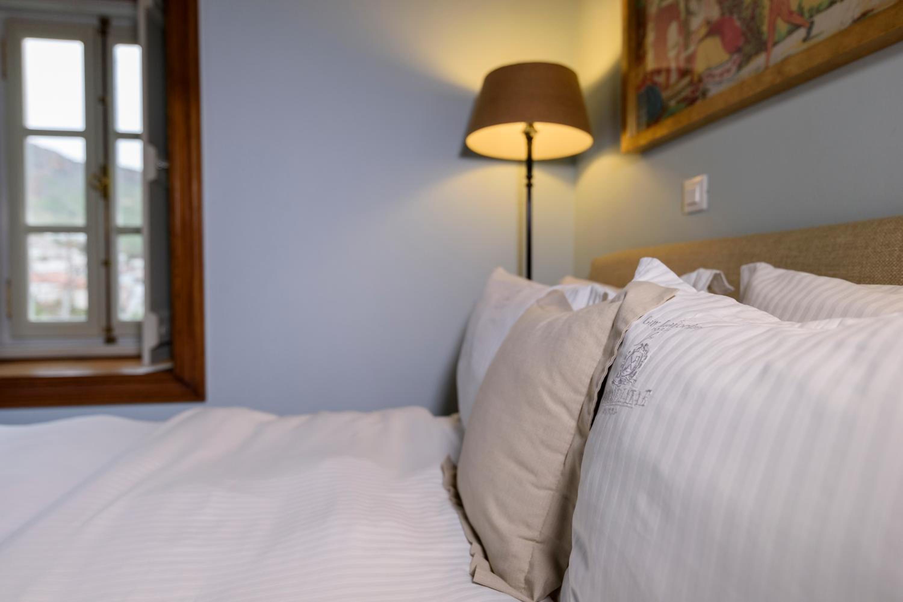 Suite with City View - Photo 7