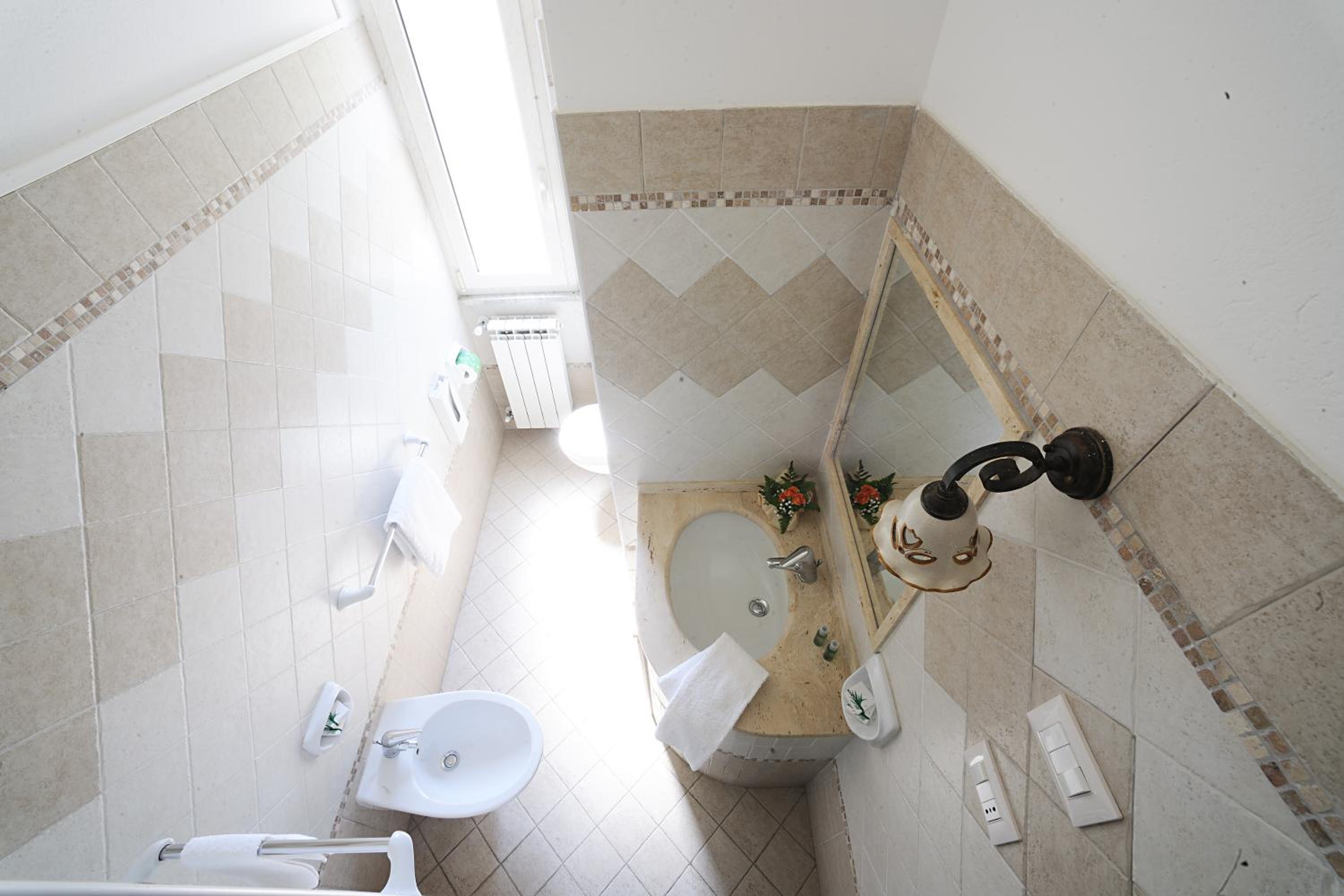 Triple Room with Balcony photo 3