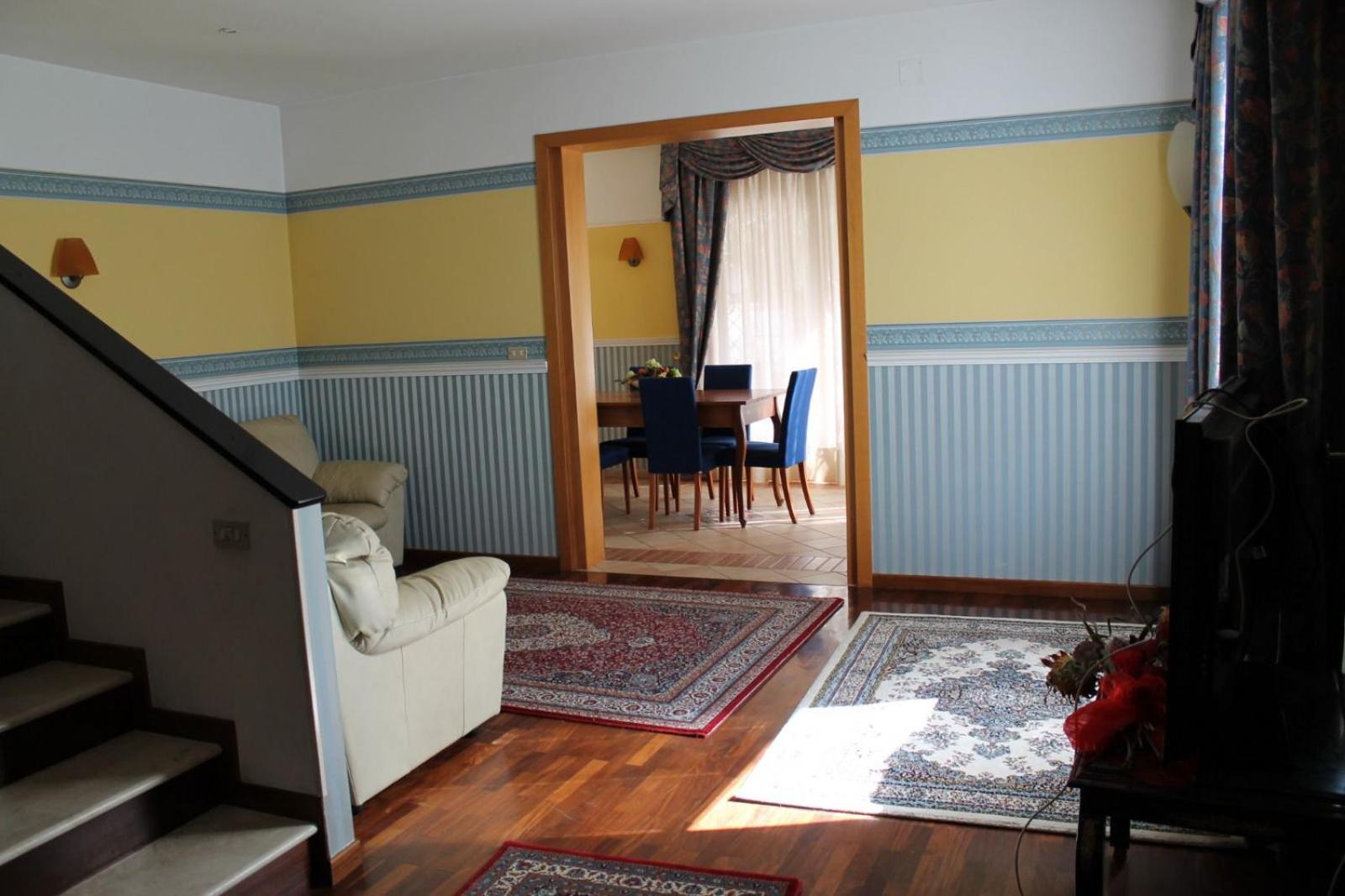 Three-Bedroom Villa photo 2