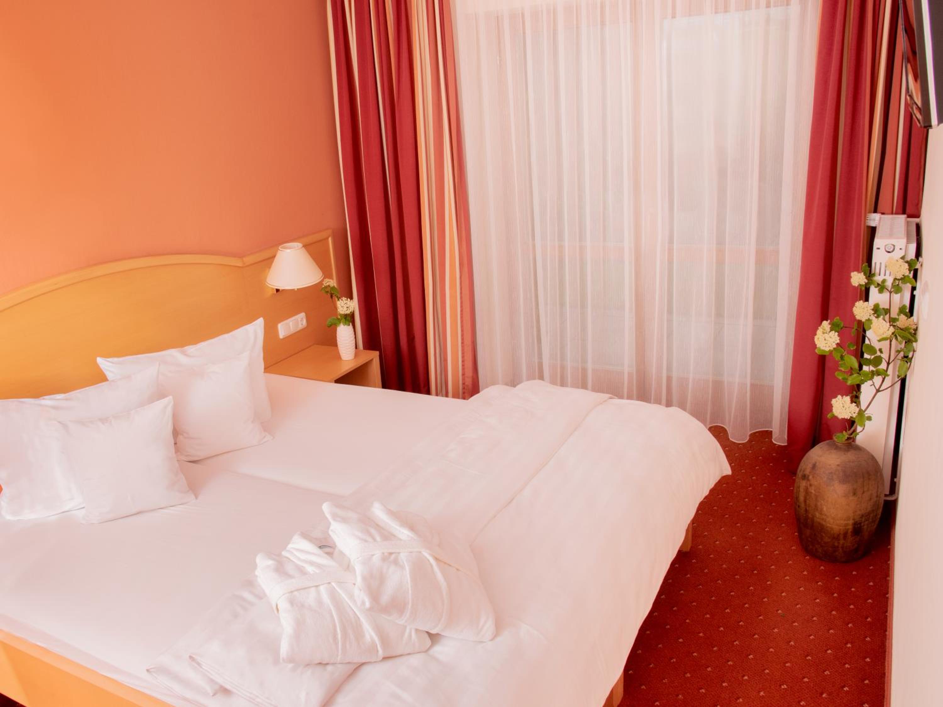 Suite with Garden View photo 1