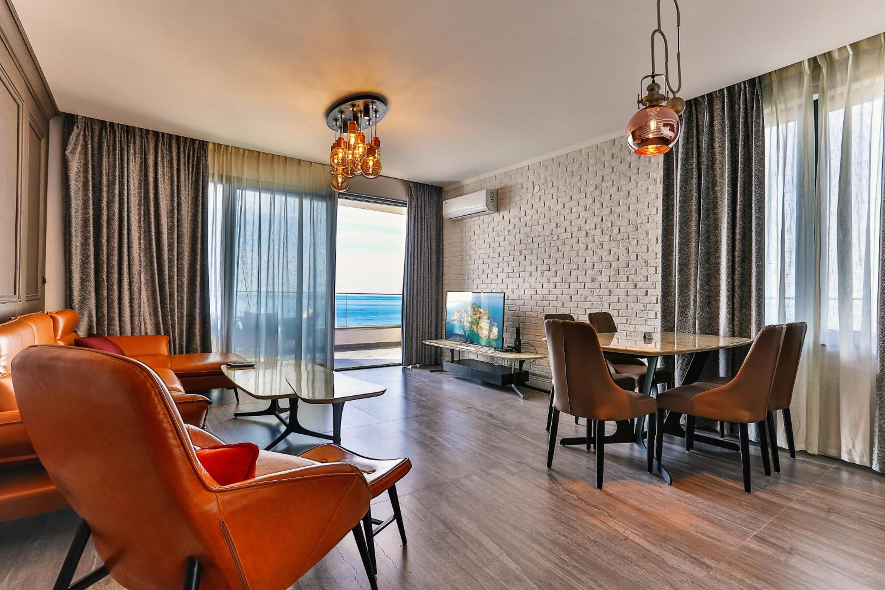 Apartment with Sea View