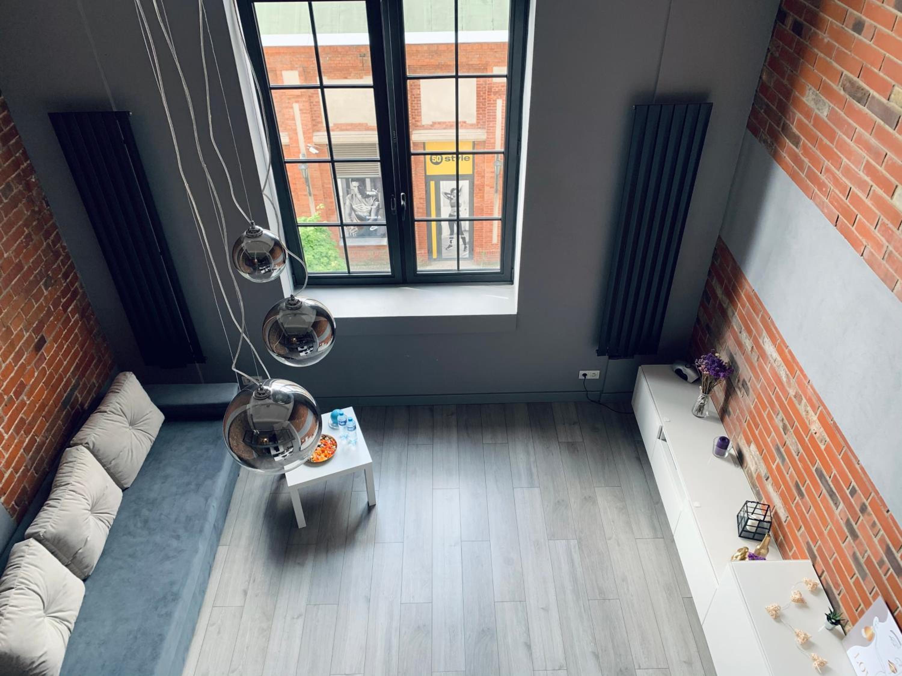 One-Bedroom Apartment - Photo 12