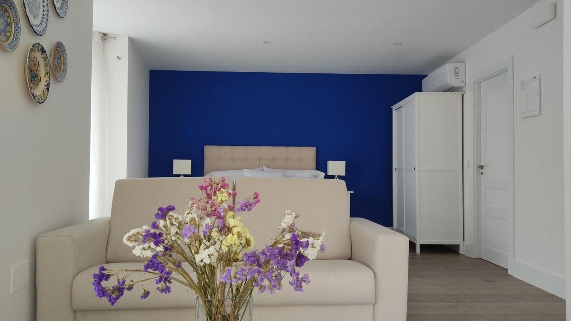One-Bedroom Apartment - Photo 18