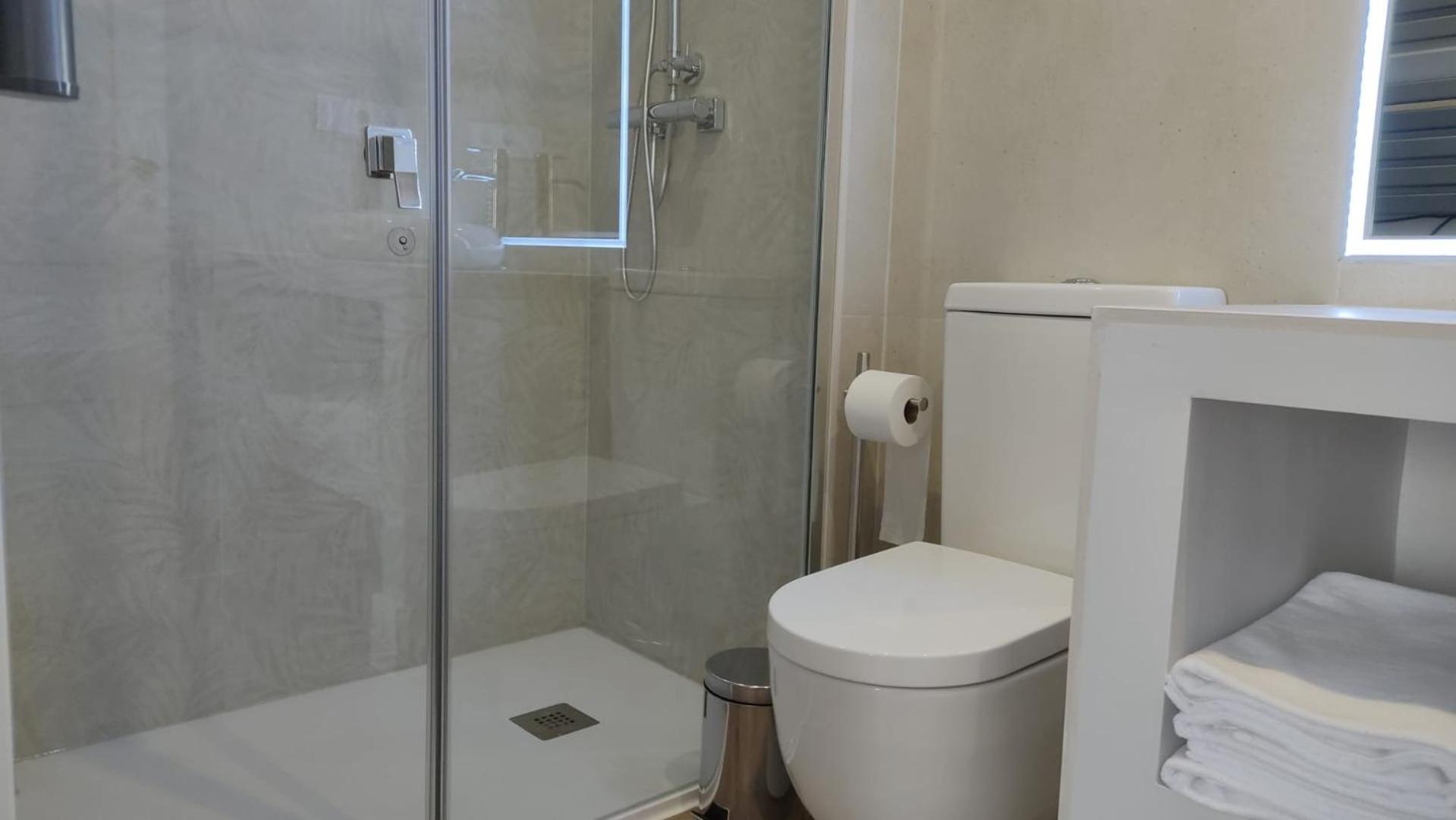 One-Bedroom Apartment - Photo 26