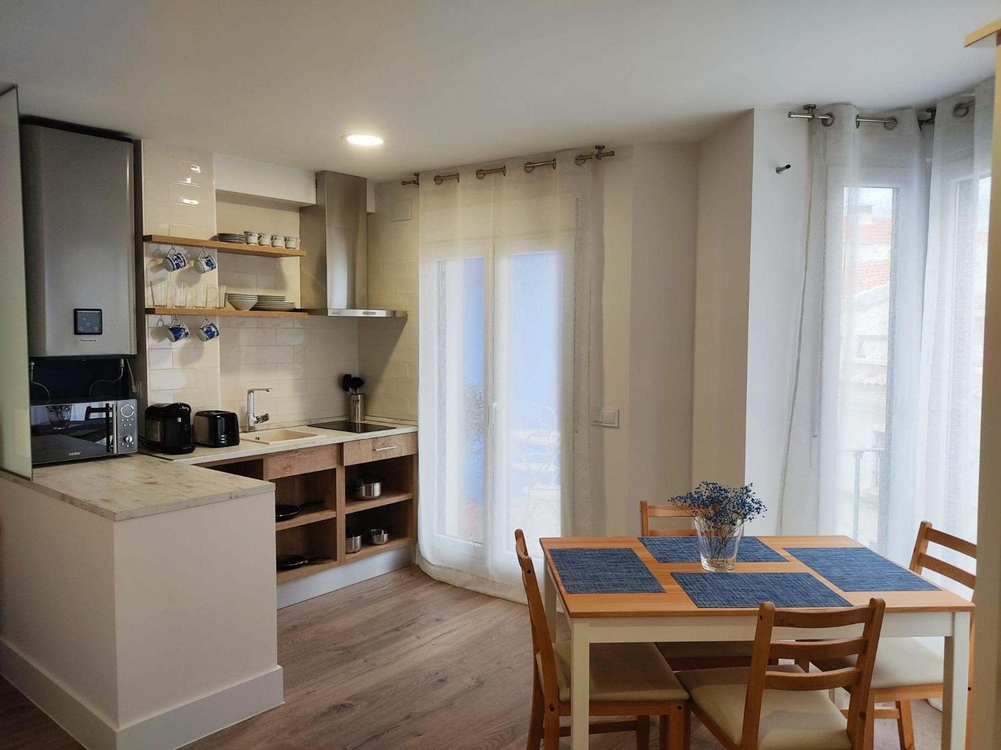 One-Bedroom Apartment - Photo 15