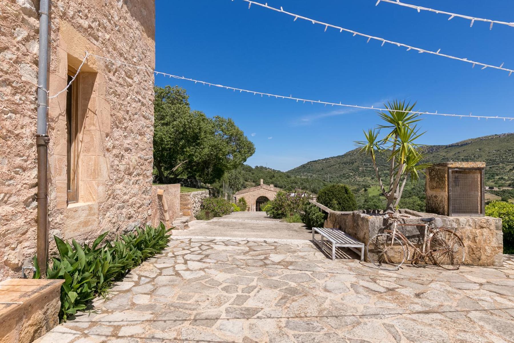 Villa with Garden View photo 3