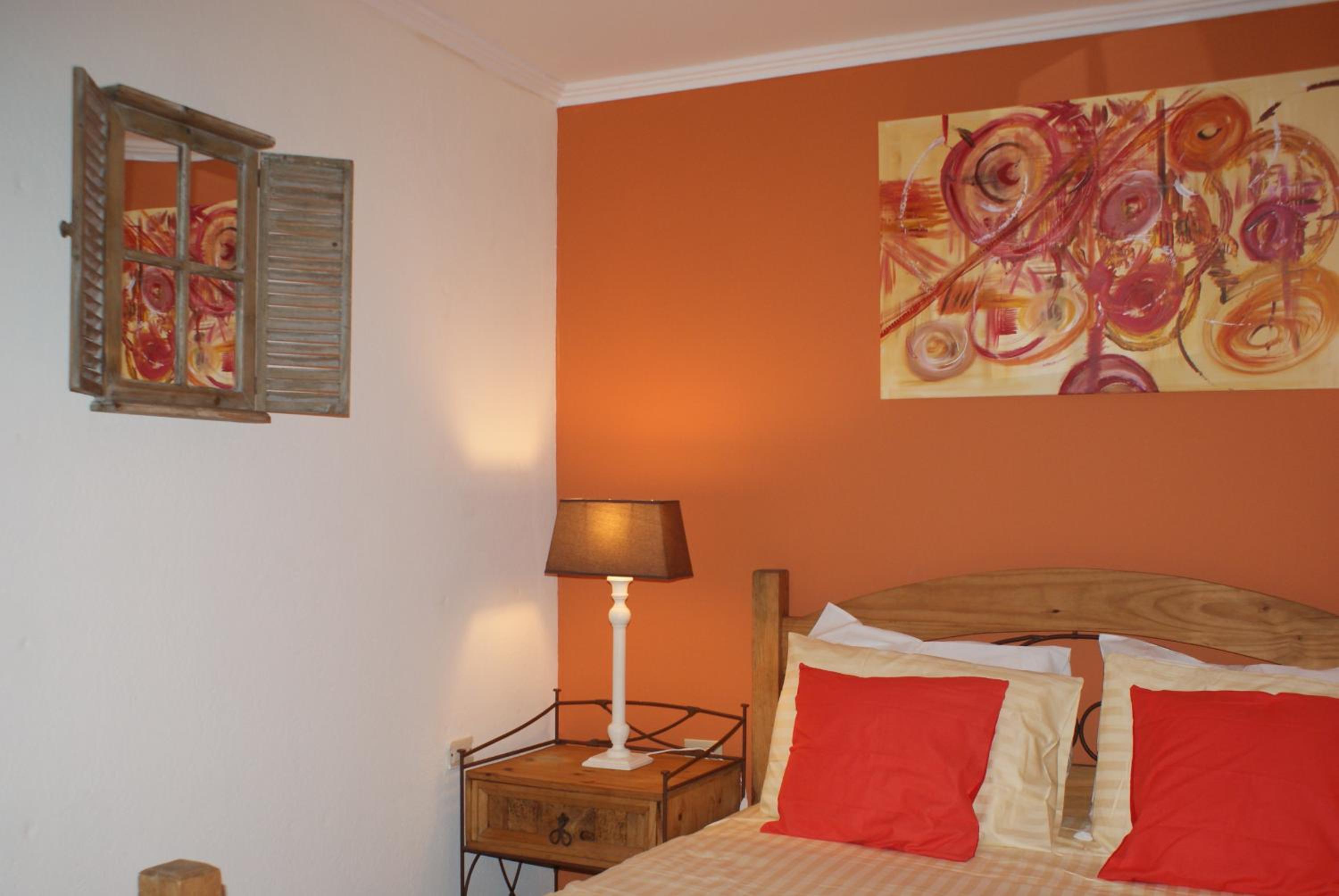 Studio Apartment photo 1