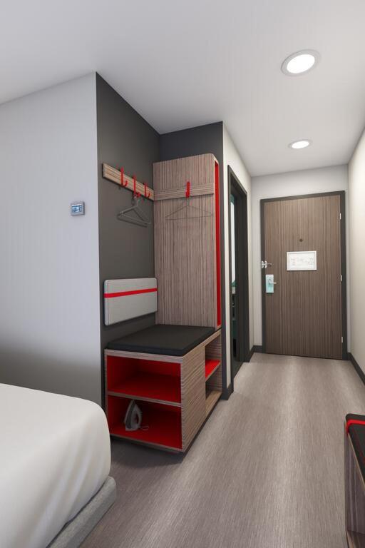 Standard King Room - Photo 2