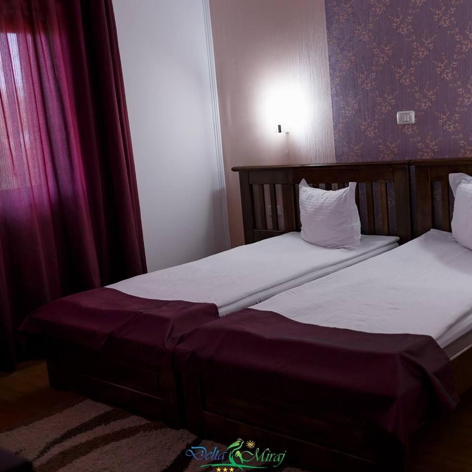 Standard Twin Room - Photo 3