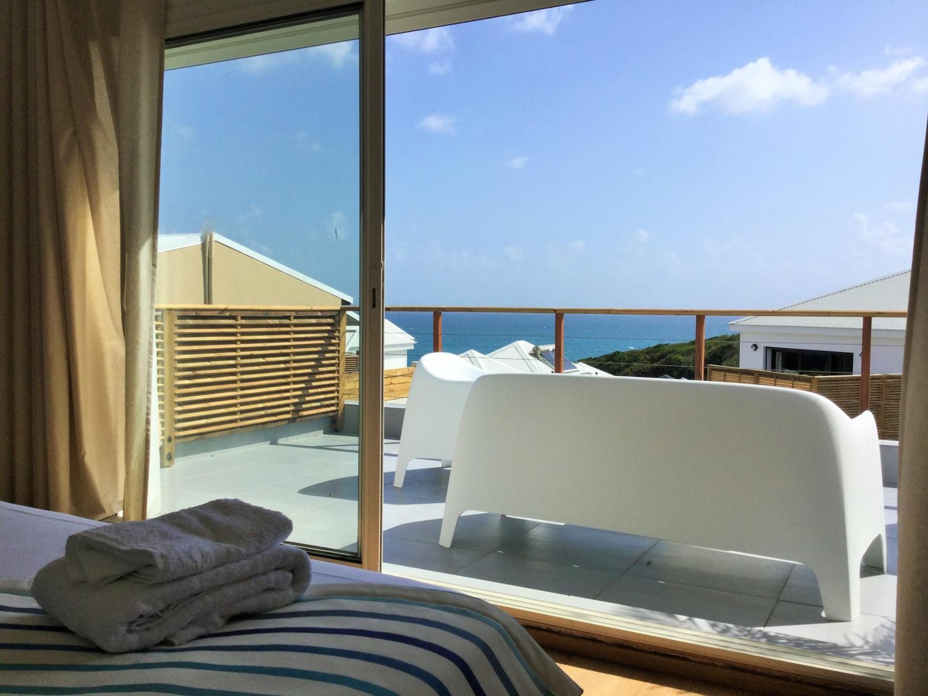 Three-Bedroom Villa photo 3