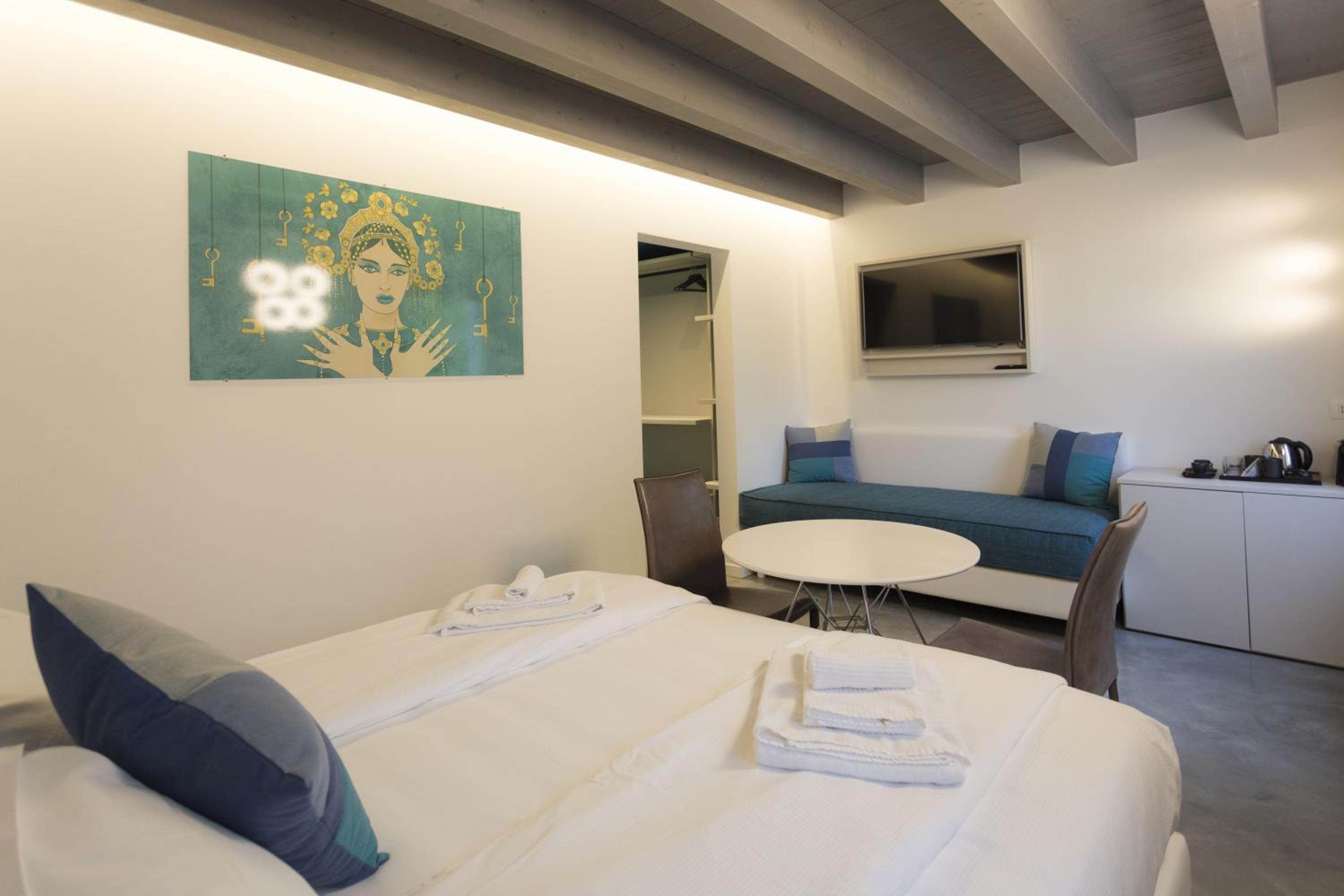 Superior King Room photo 1
