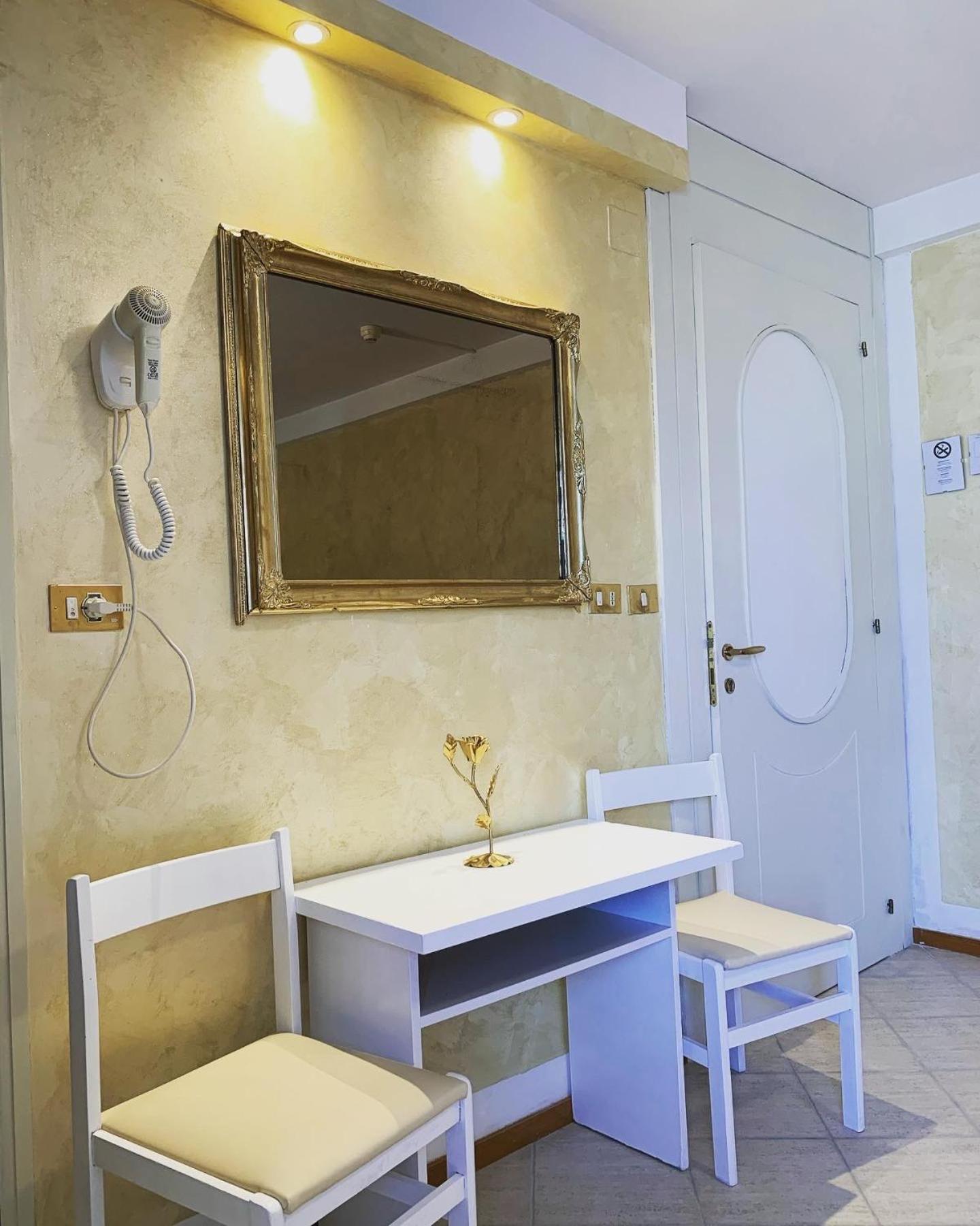 Standard Quadruple Room - Photo 5
