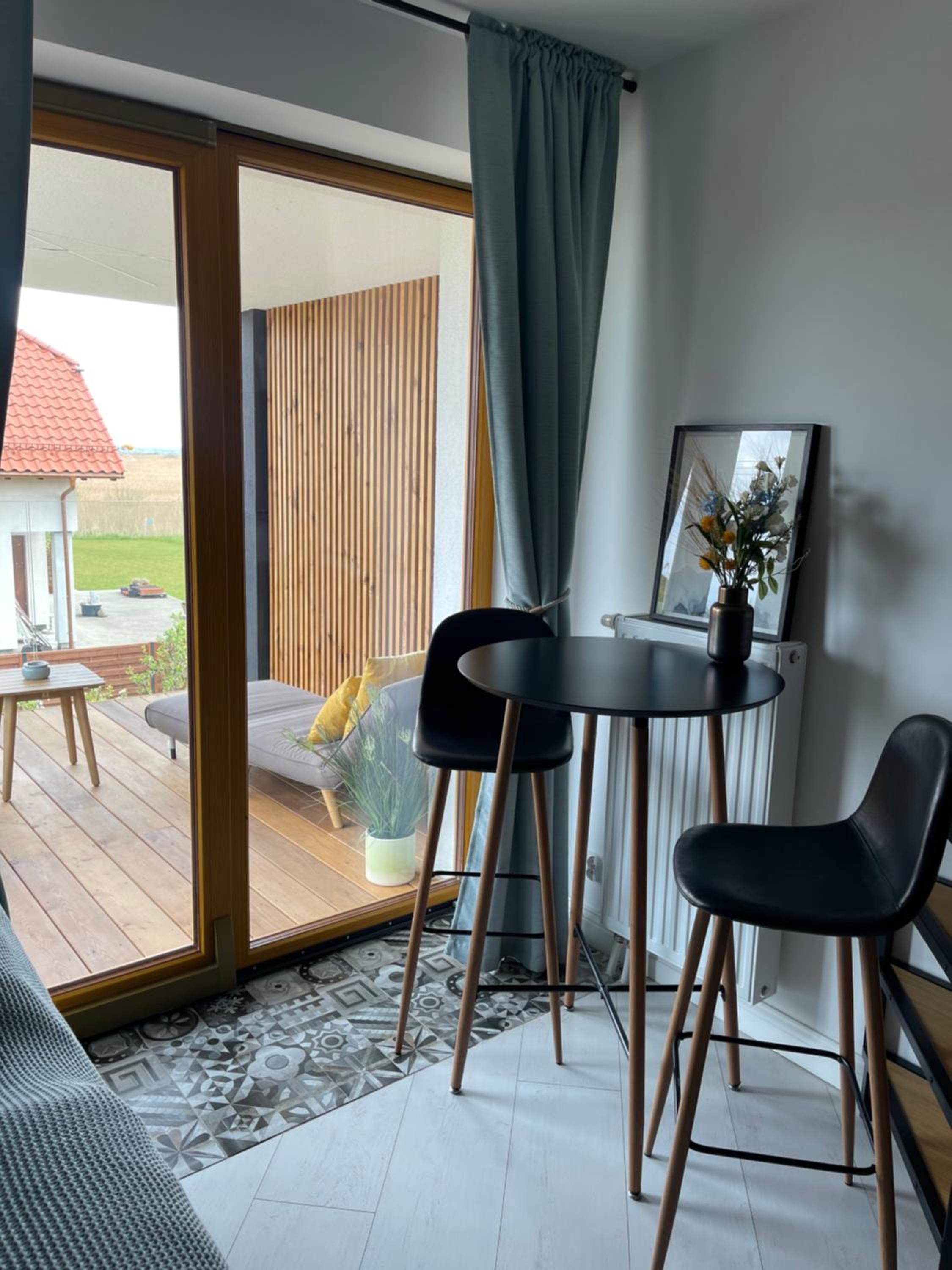 Deluxe Double Room with Side Sea View - Photo 5