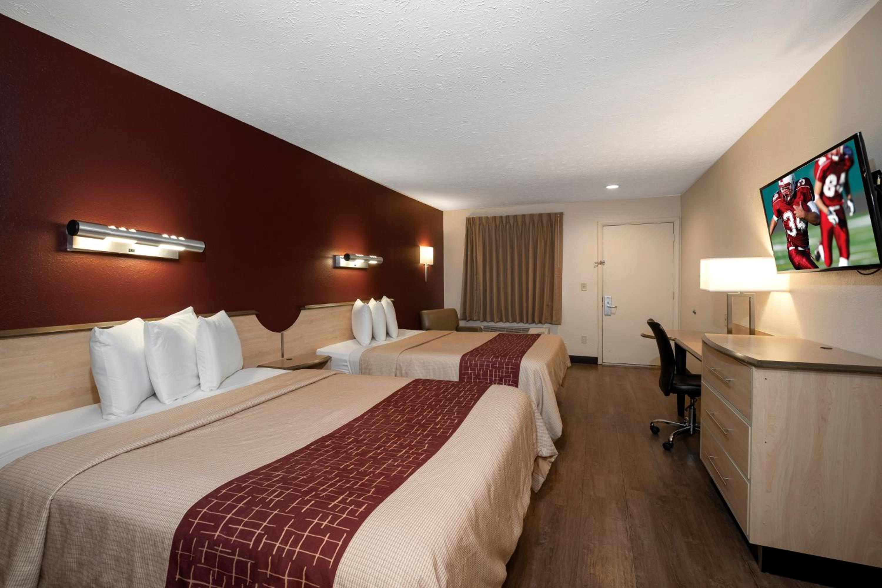 Deluxe Room with Two Queen Beds Non-Smoking