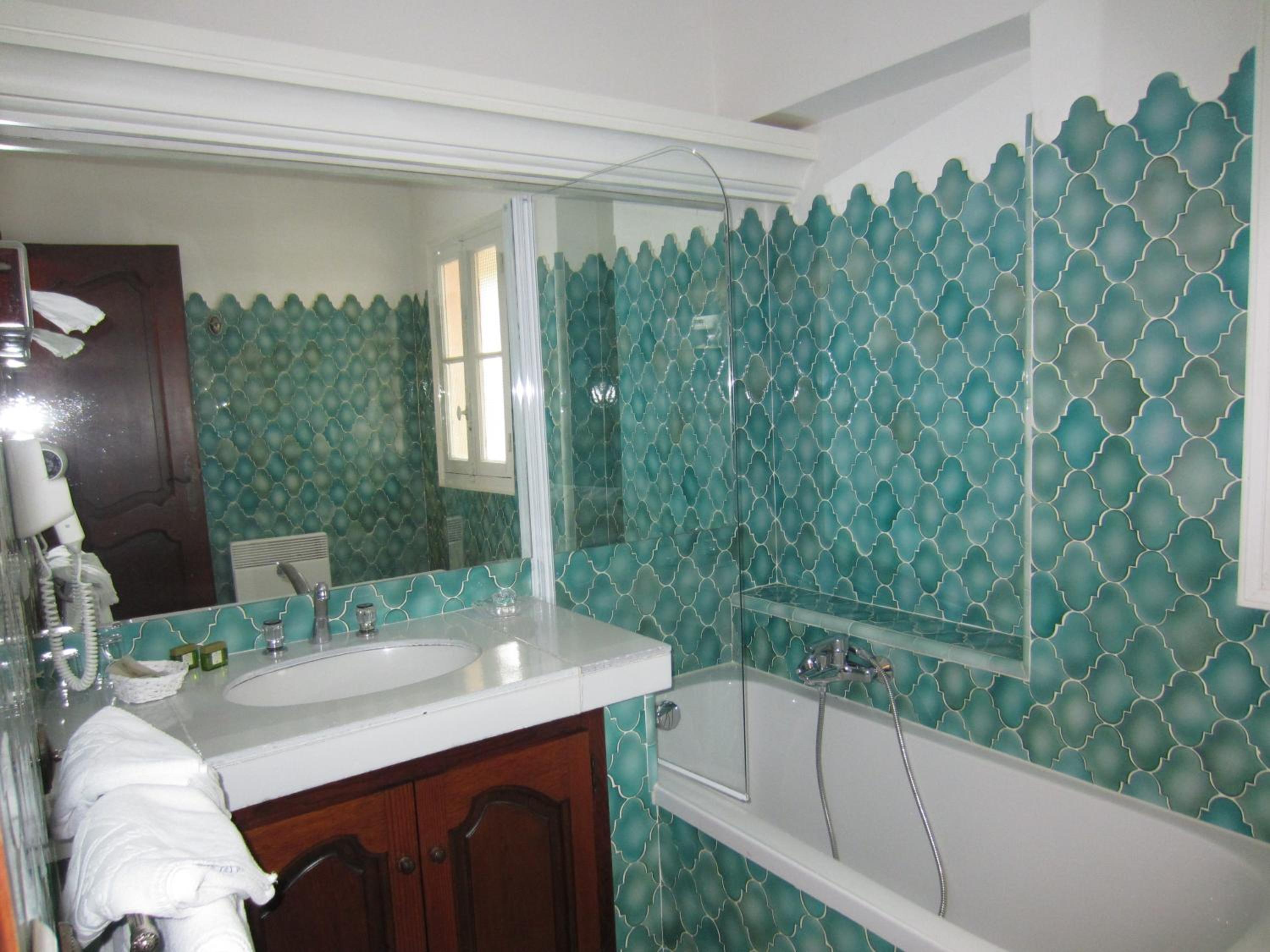 Comfort Double or Twin Room with Hill View photo 2