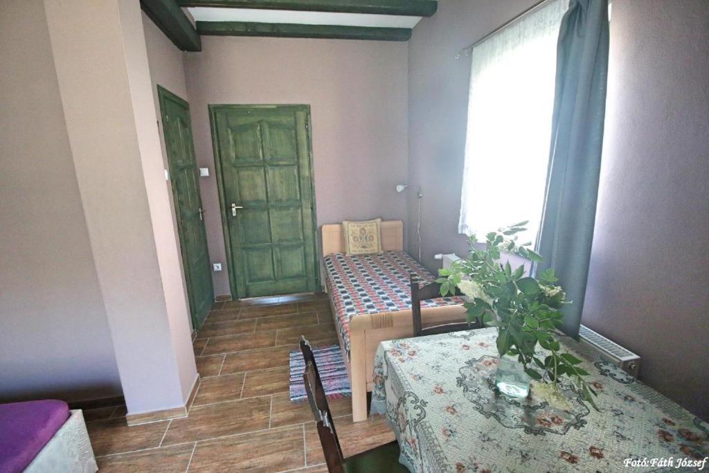 Three-Bedroom Apartment - Photo 3