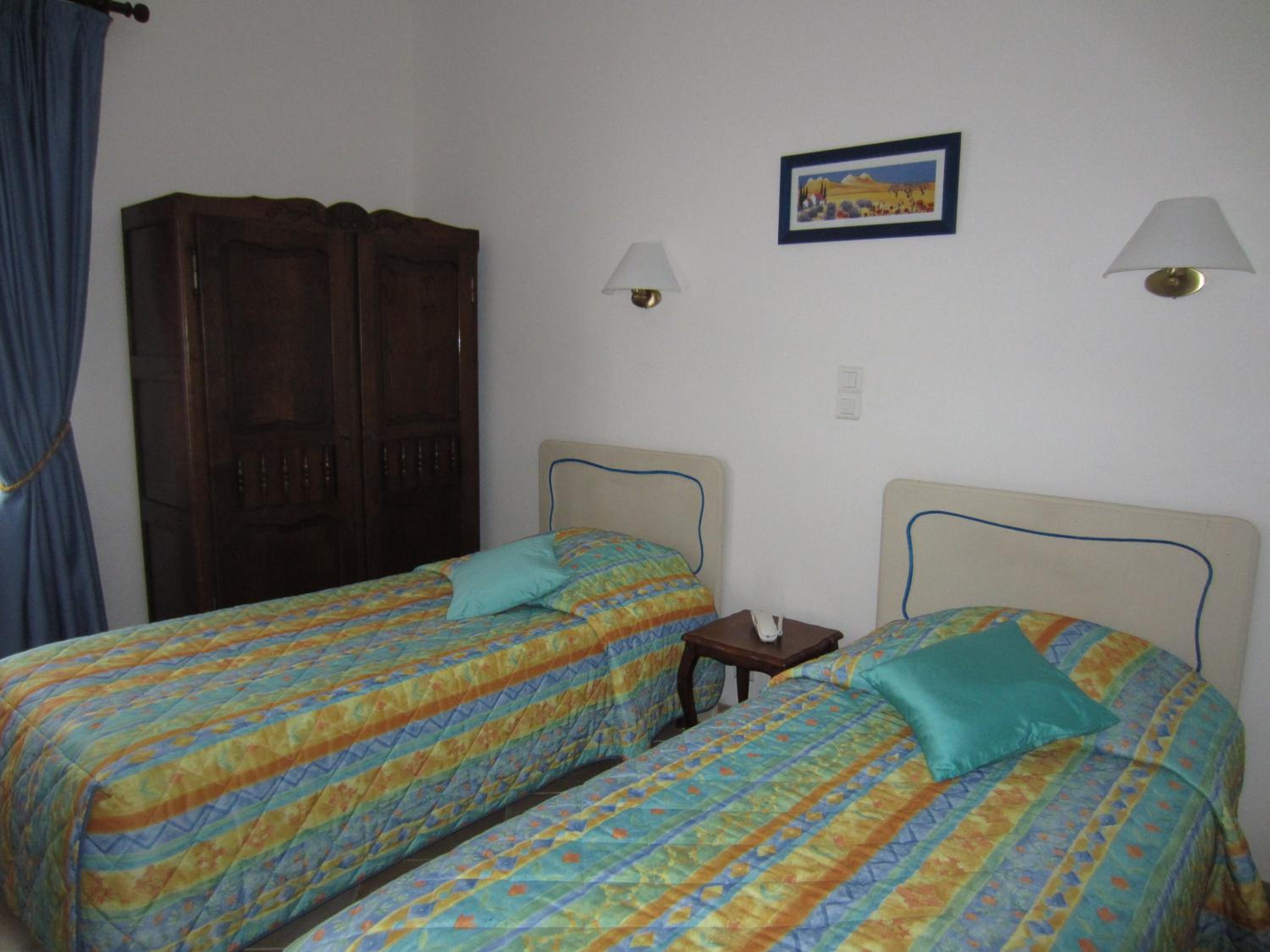 Standard Double or Twin Room with Hill View photo 1