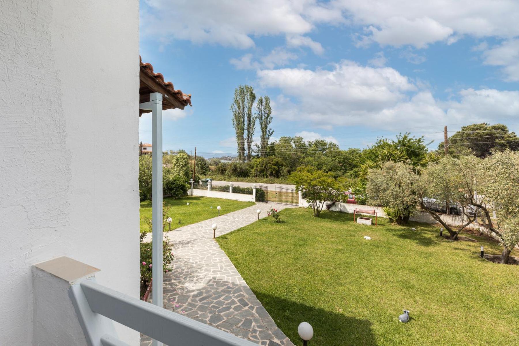 Villa with Sea View photo 3