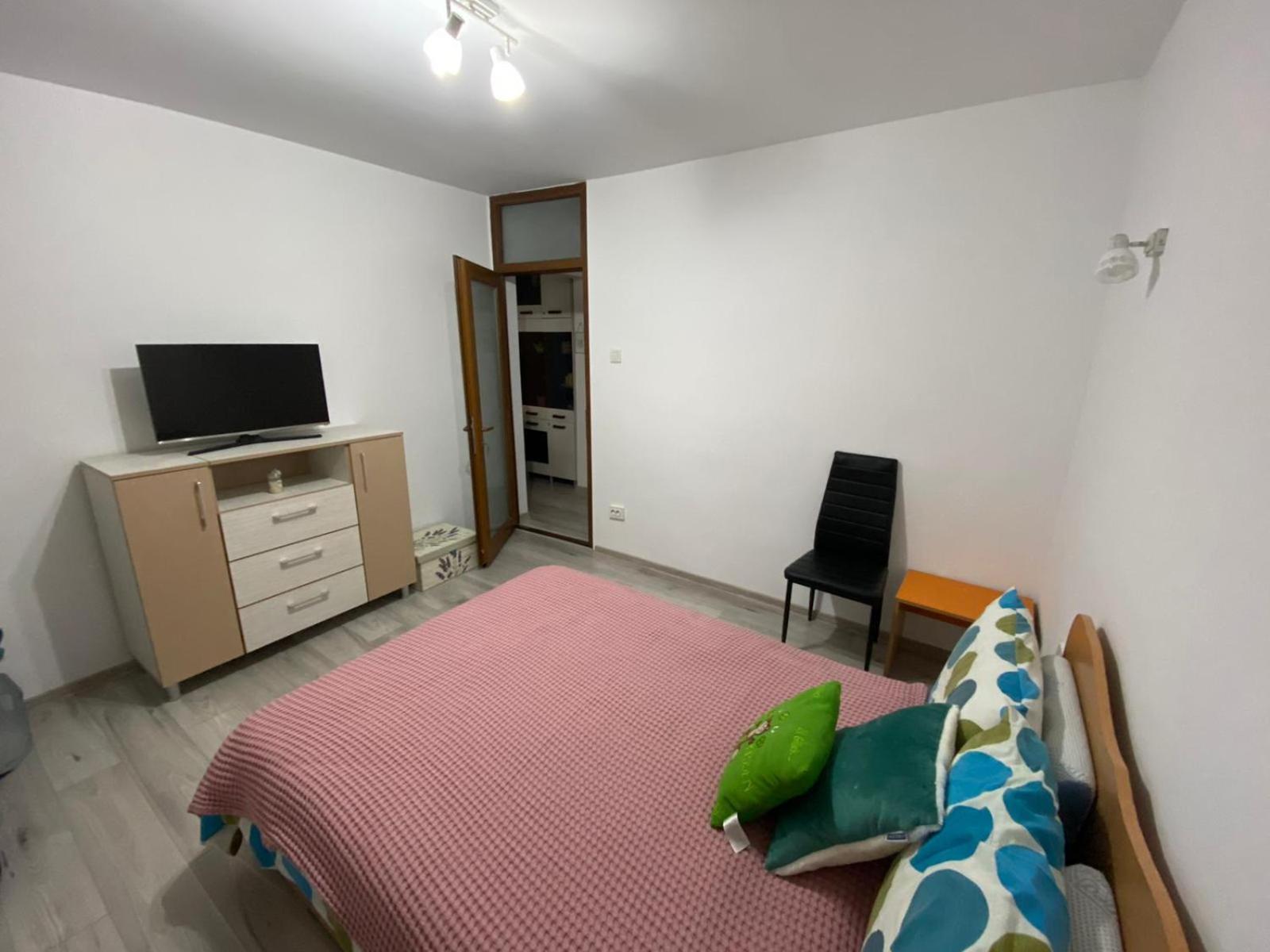 Two-Bedroom Apartment photo 2