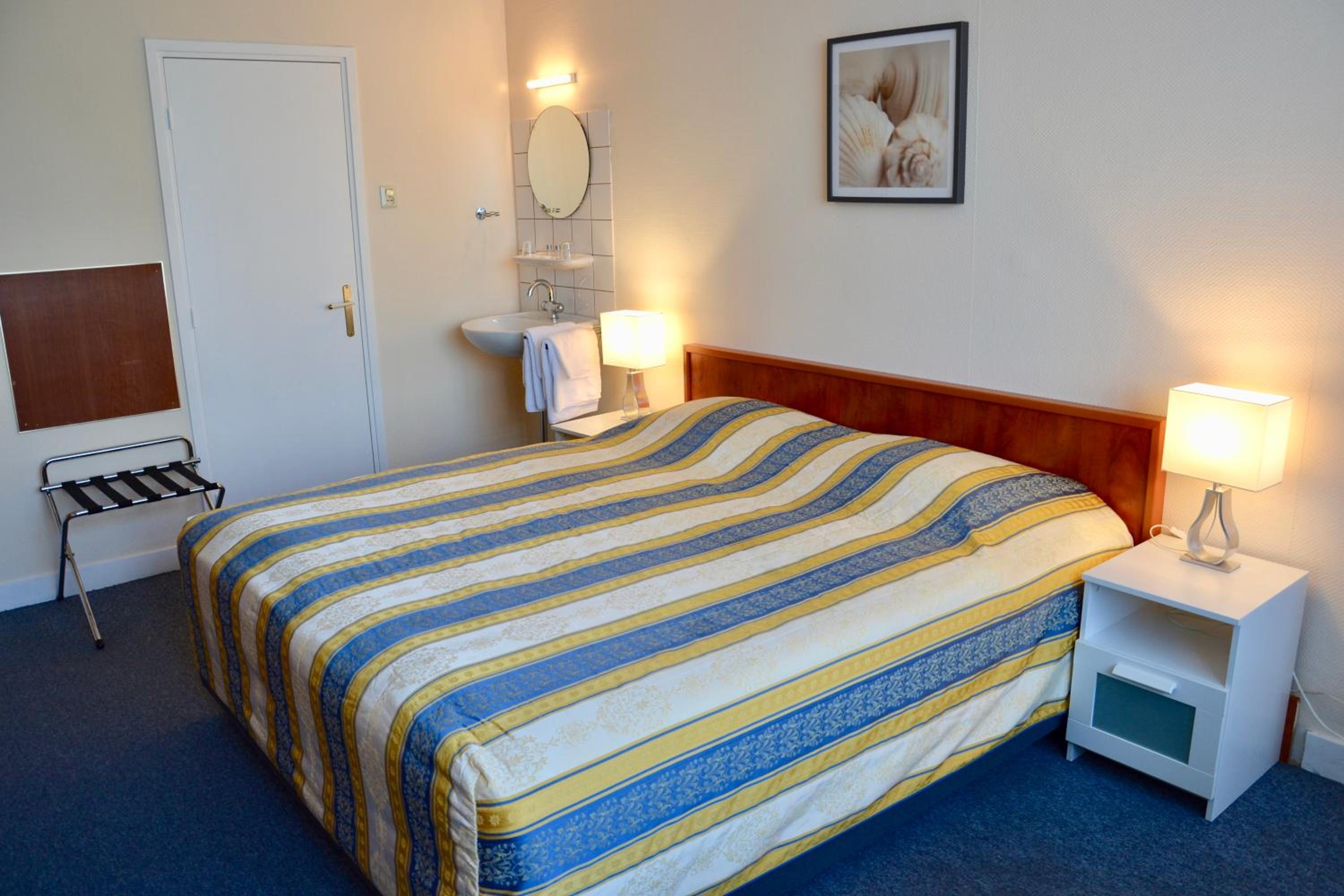 Standard Double Room - Photo 1