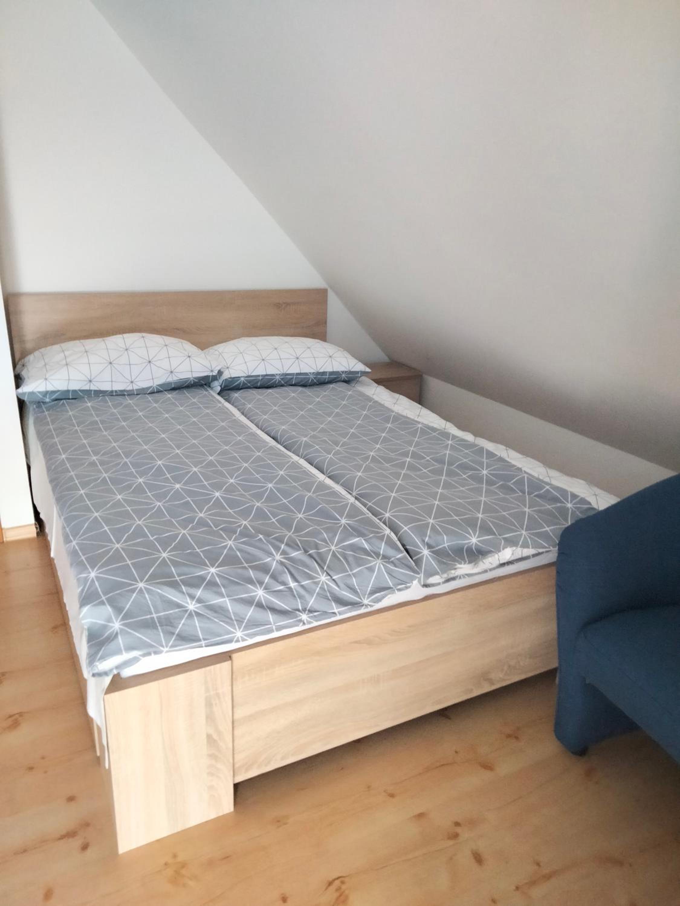 Three-Bedroom House - Photo 3