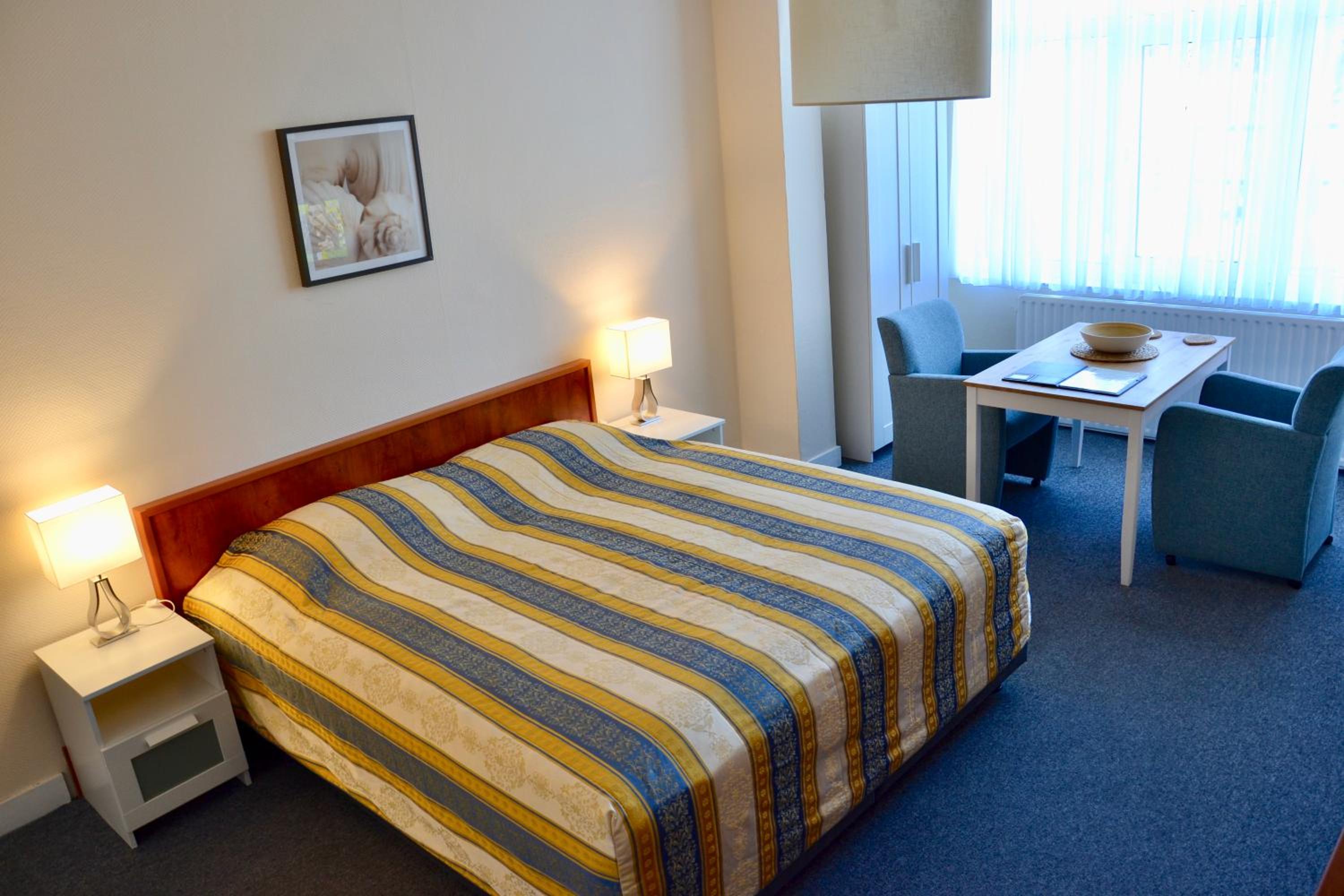 Standard Triple Room - Photo 4