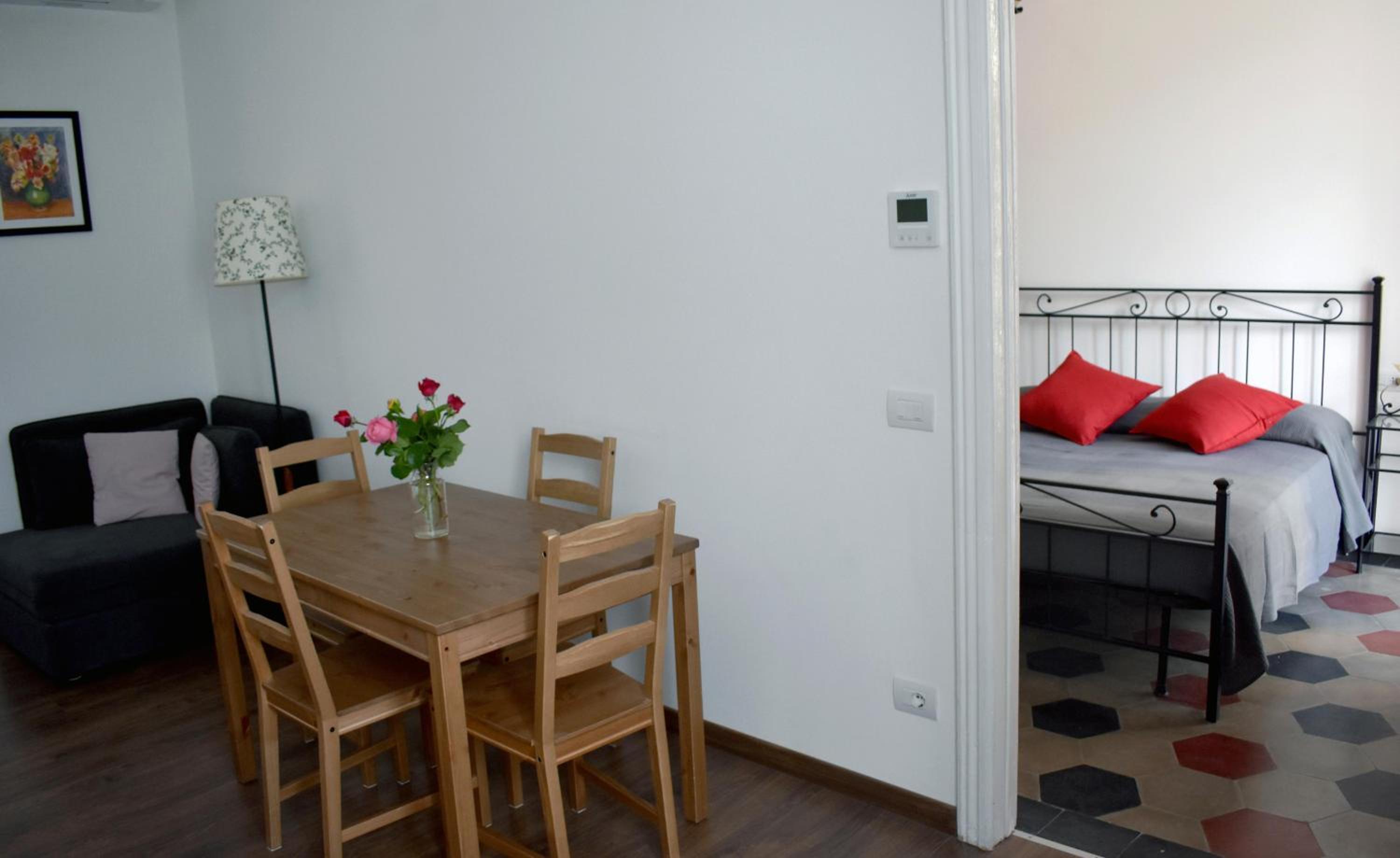 Apartment photo 3