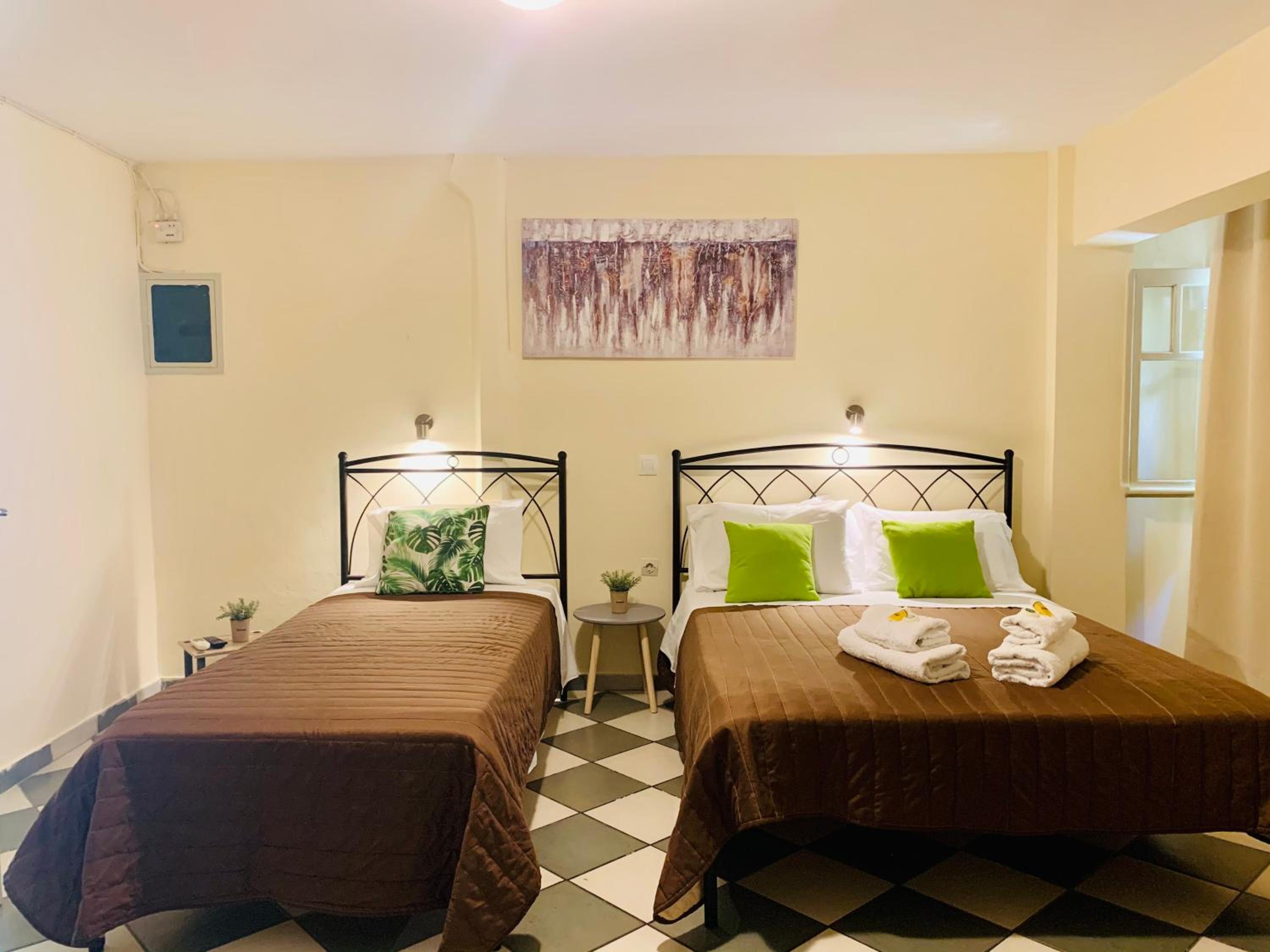 Triple Room - Photo 8
