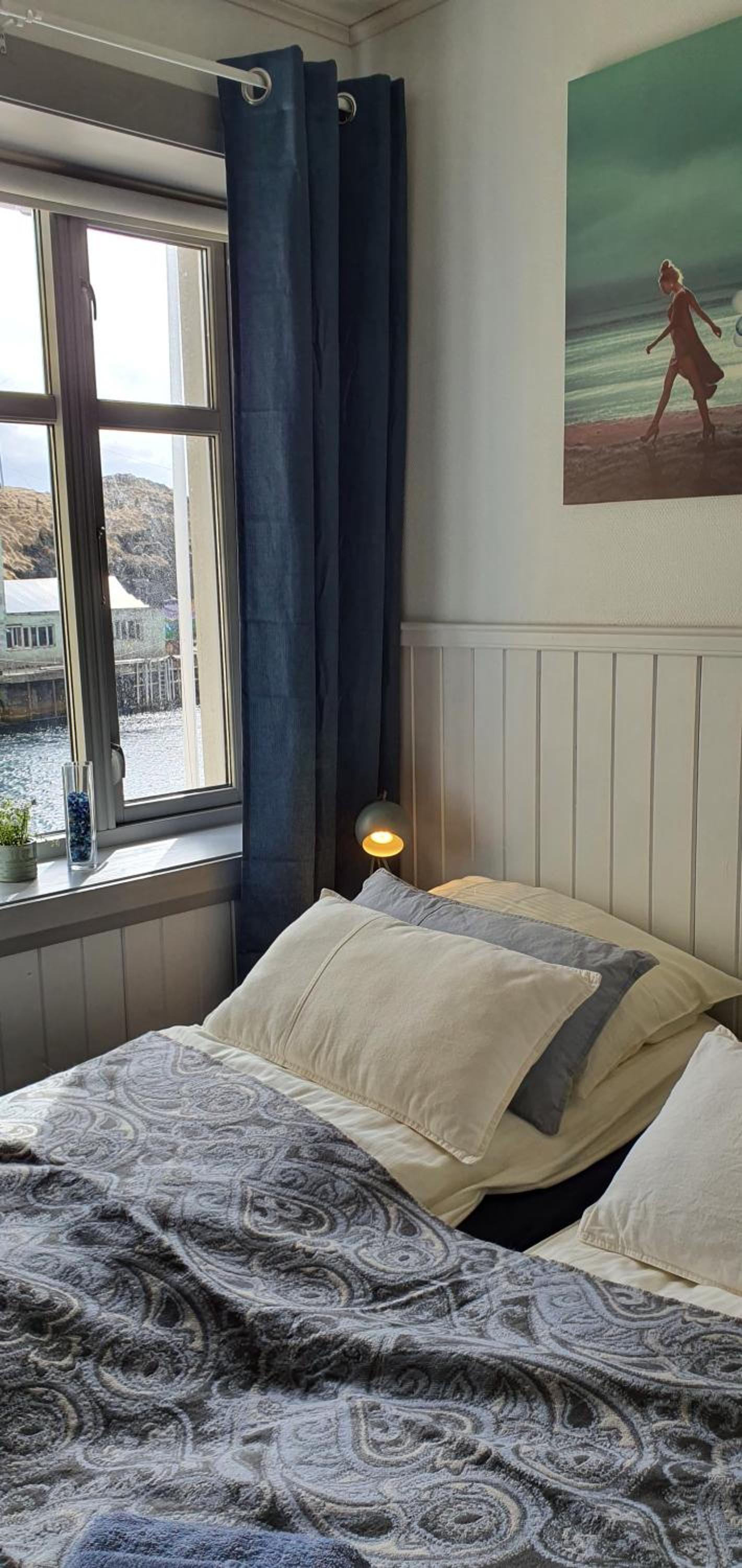 Double Room with Sea View and shared bathroom photo 3