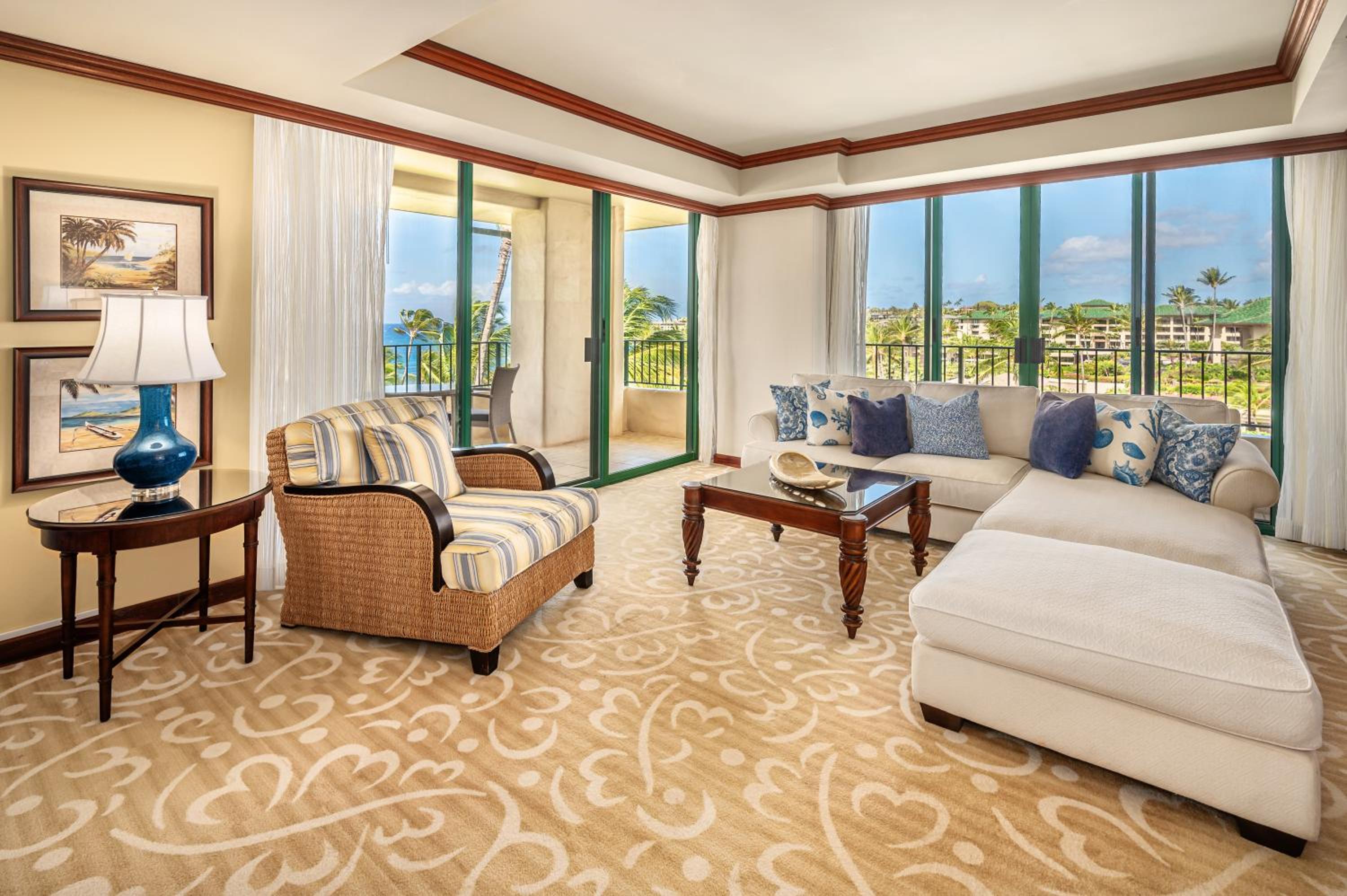 Suite with Ocean View - Photo 11