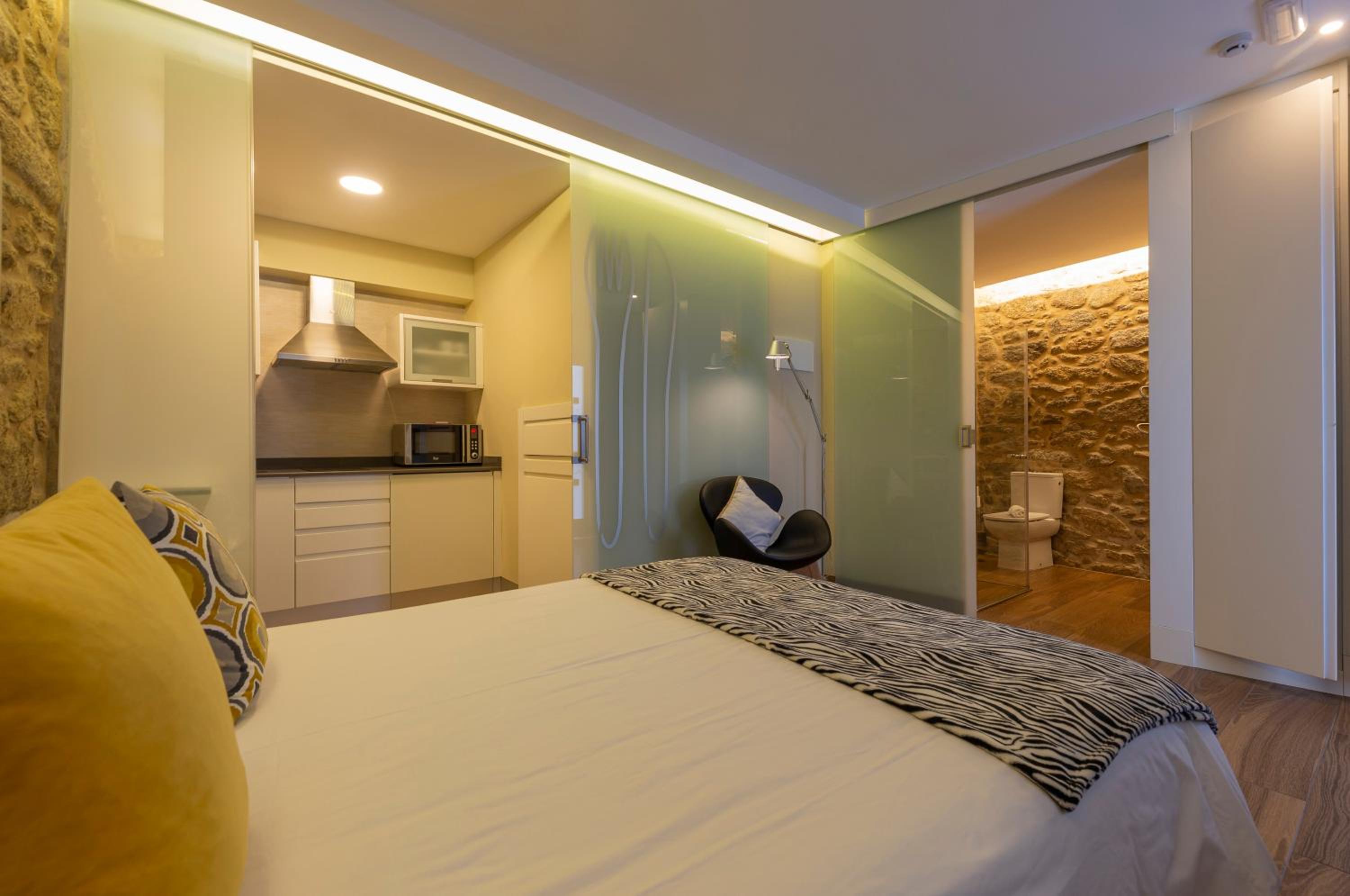 Apartment - Ground Floor - Photo 3