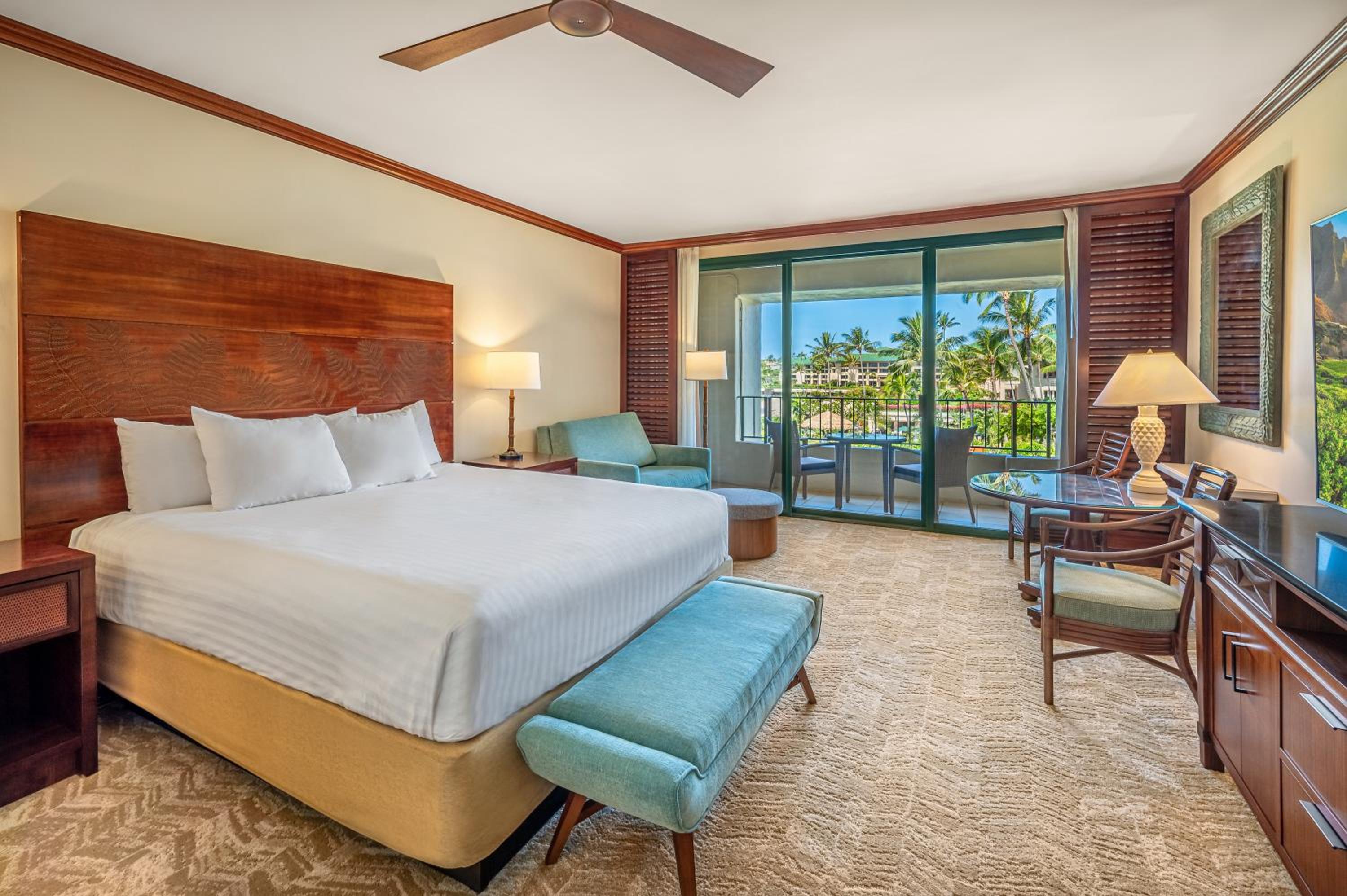 King Room with Partial Ocean View - Photo 4