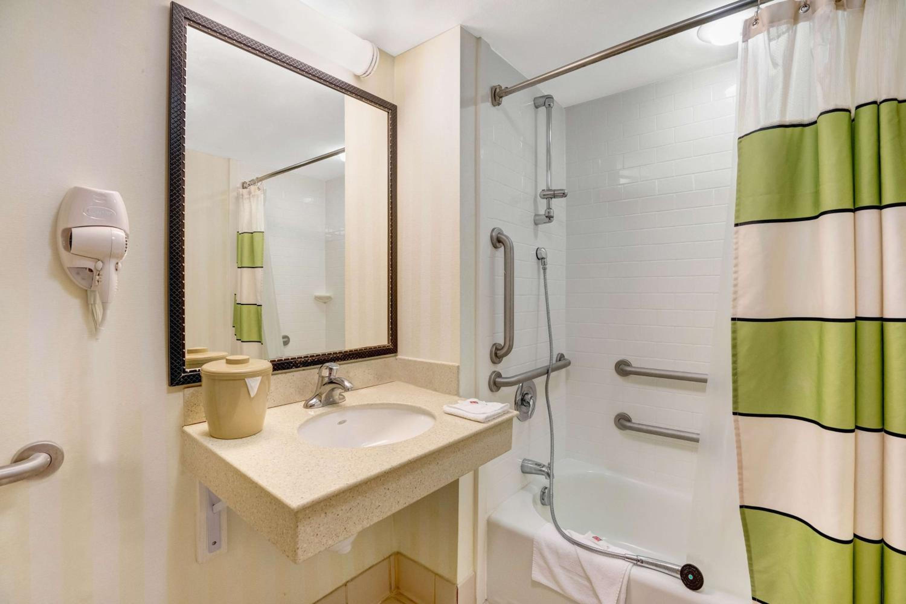 Double Room - Disability Access - Non-Smoking - Photo 12