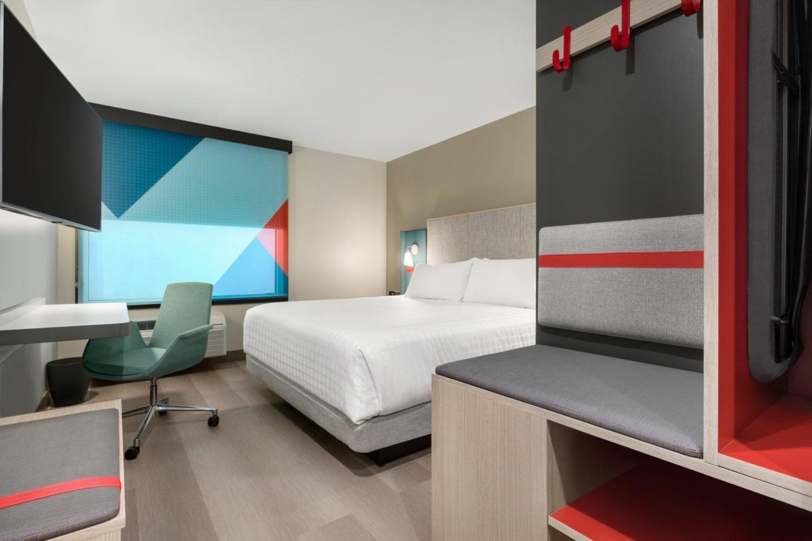 Standard King Room - Photo 2