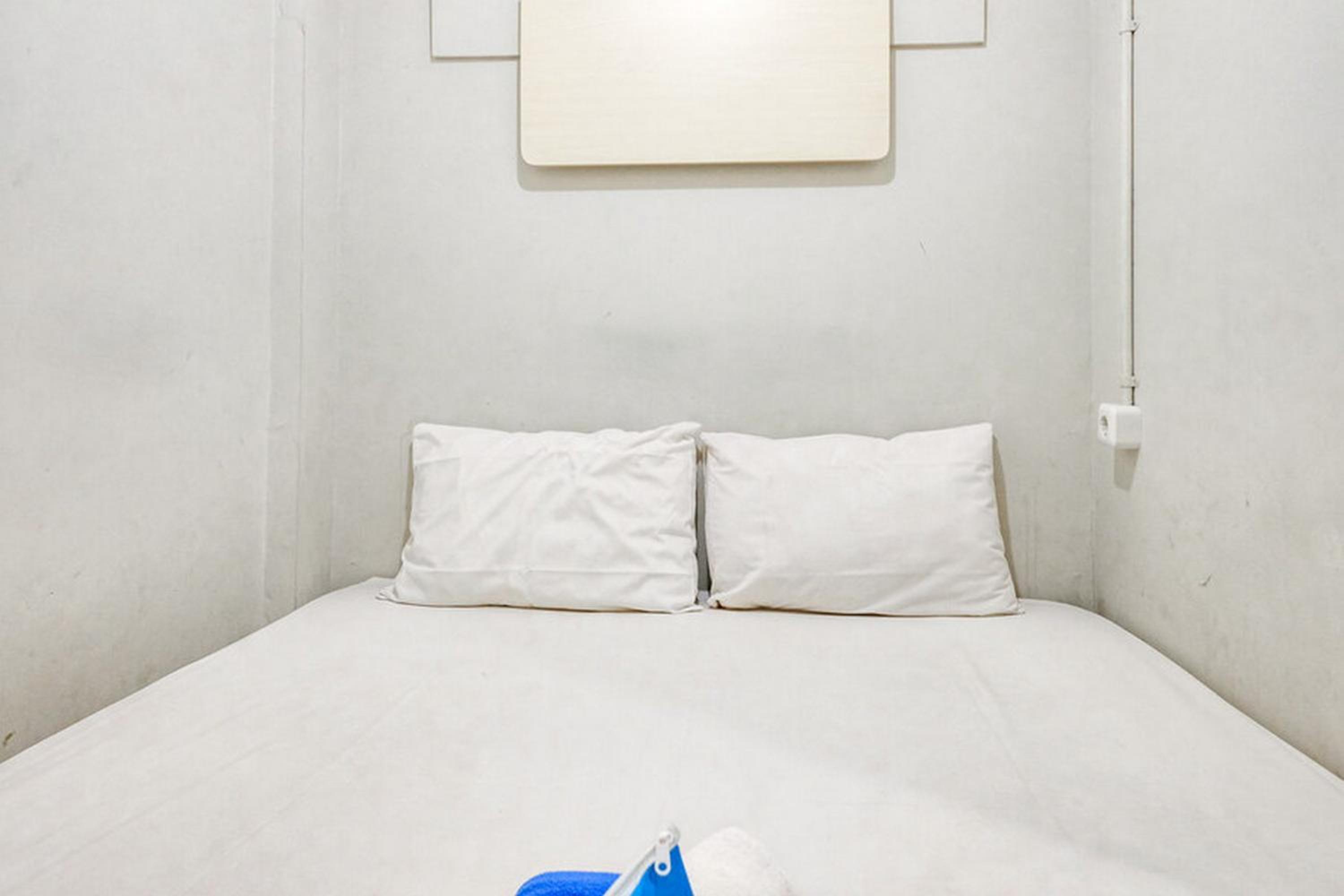 Standard Double Room - Photo 8