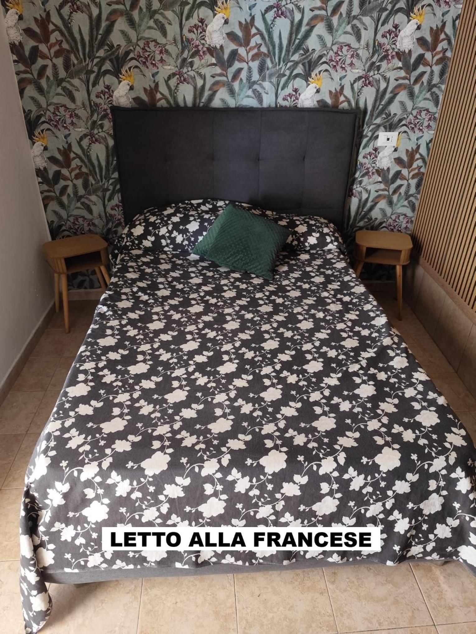Single Room with Private Bathroom