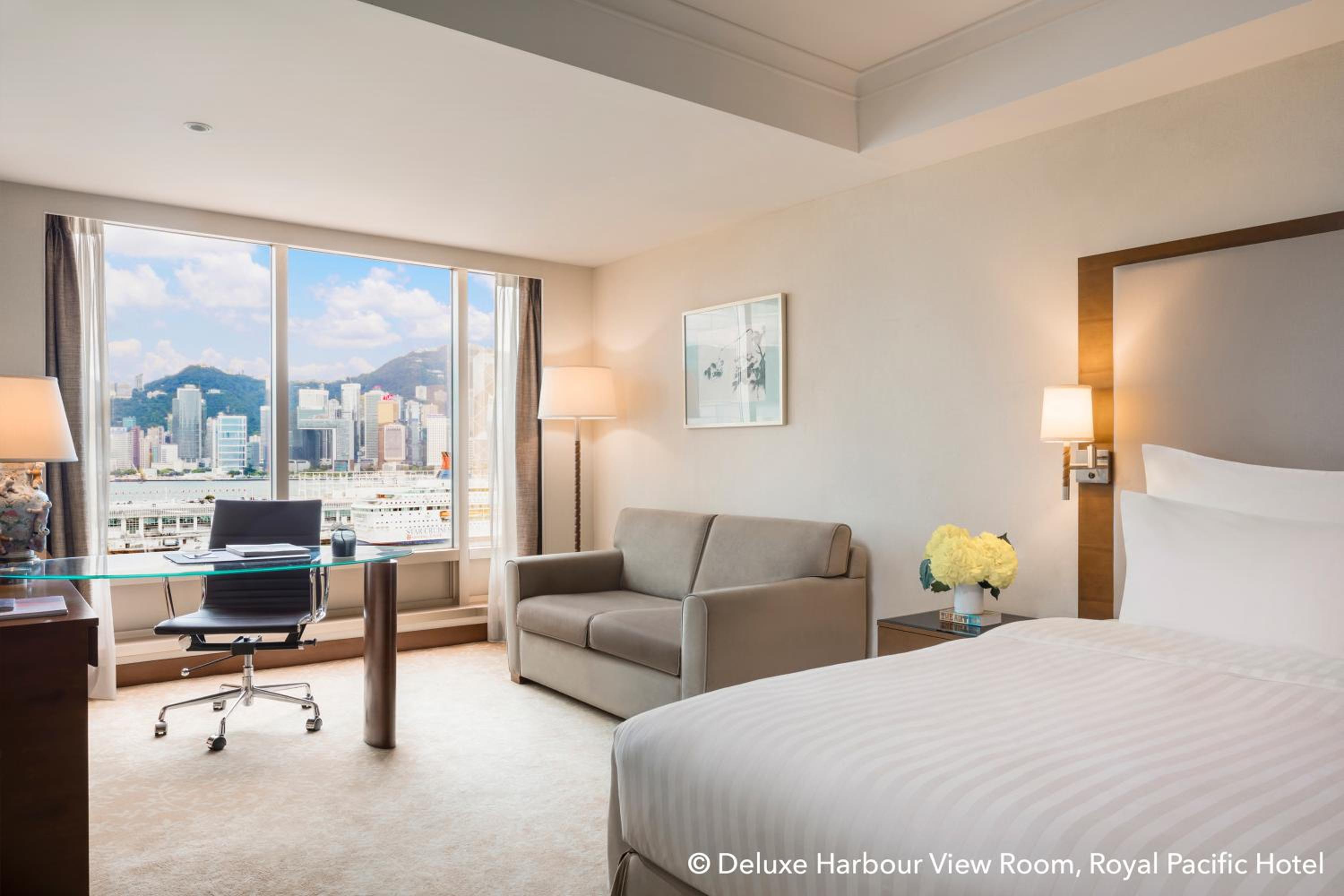 Deluxe Harbor View Room photo 1