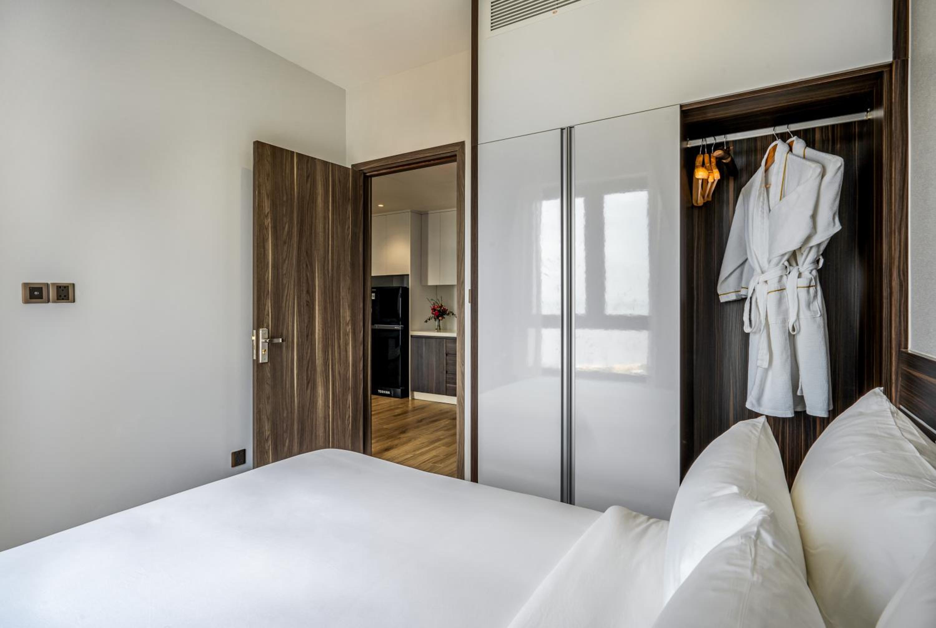 Premier Two-Bedrooms with City View  - Photo 6