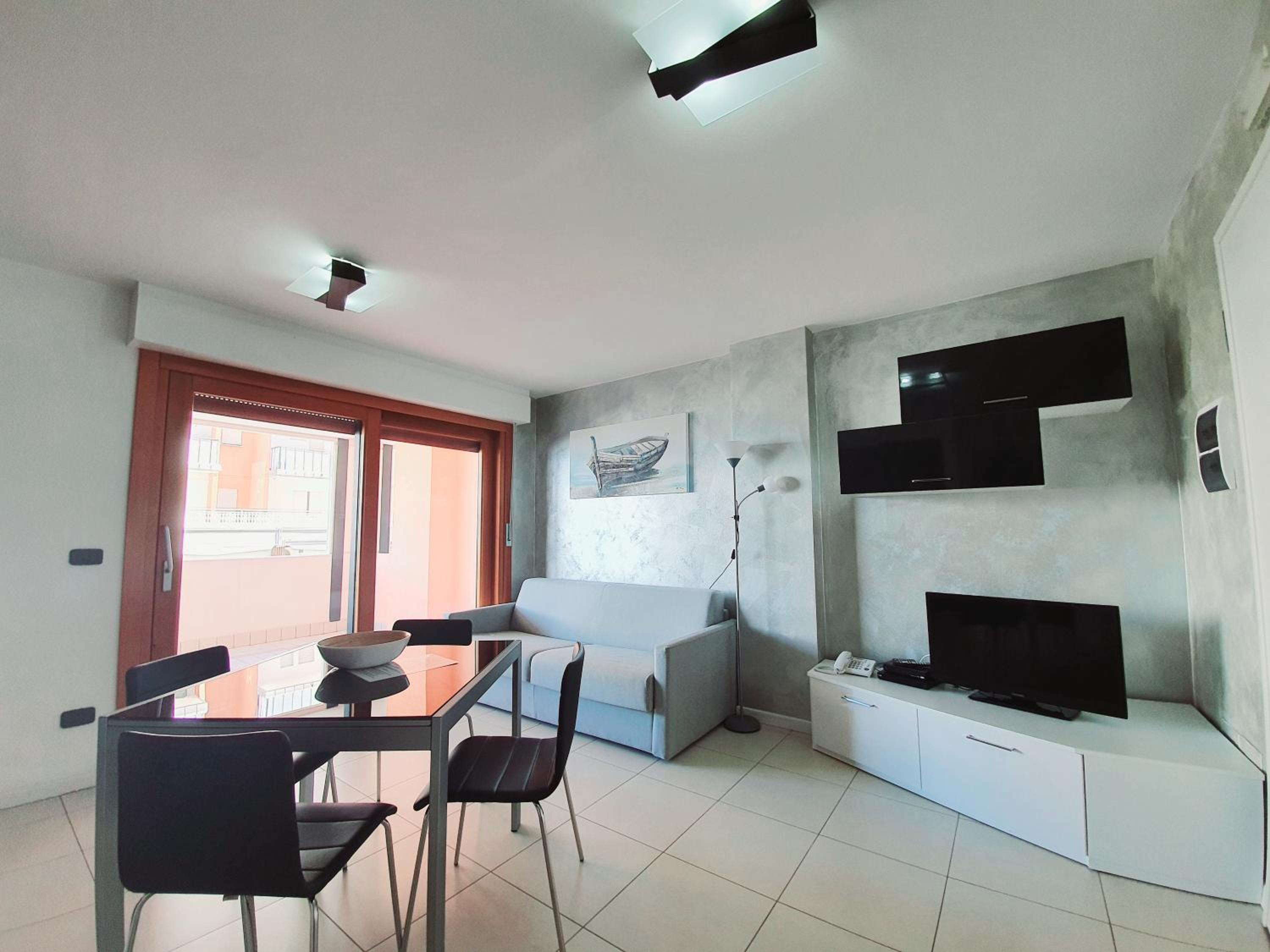 Two-Bedroom Apartment with Lagoon View photo 1