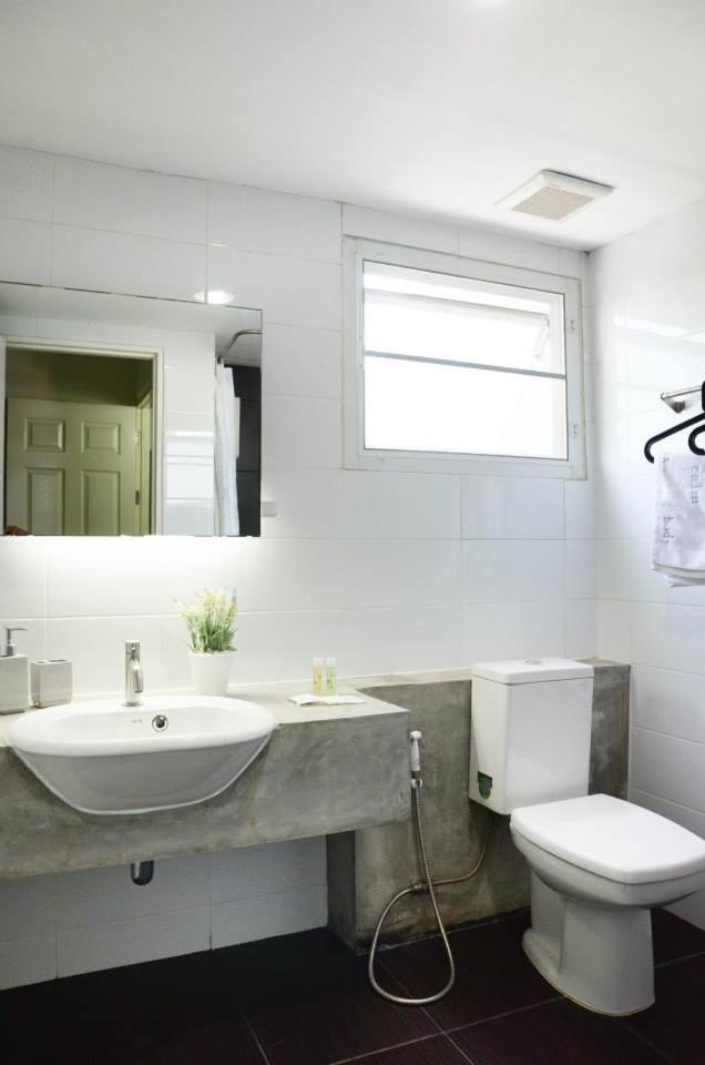 Superior Suite - Photo 12