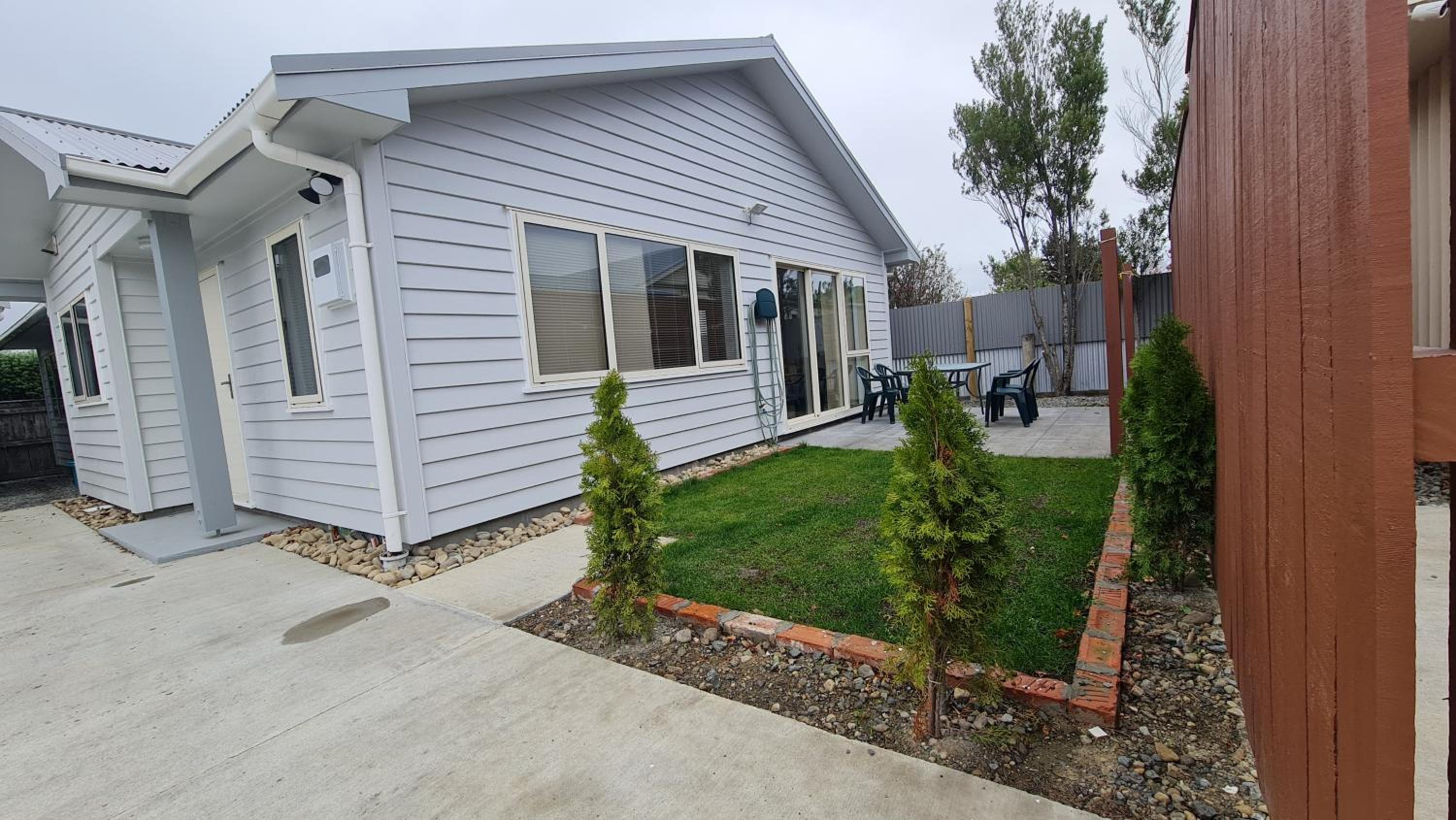Three-Bedroom House - Photo 19