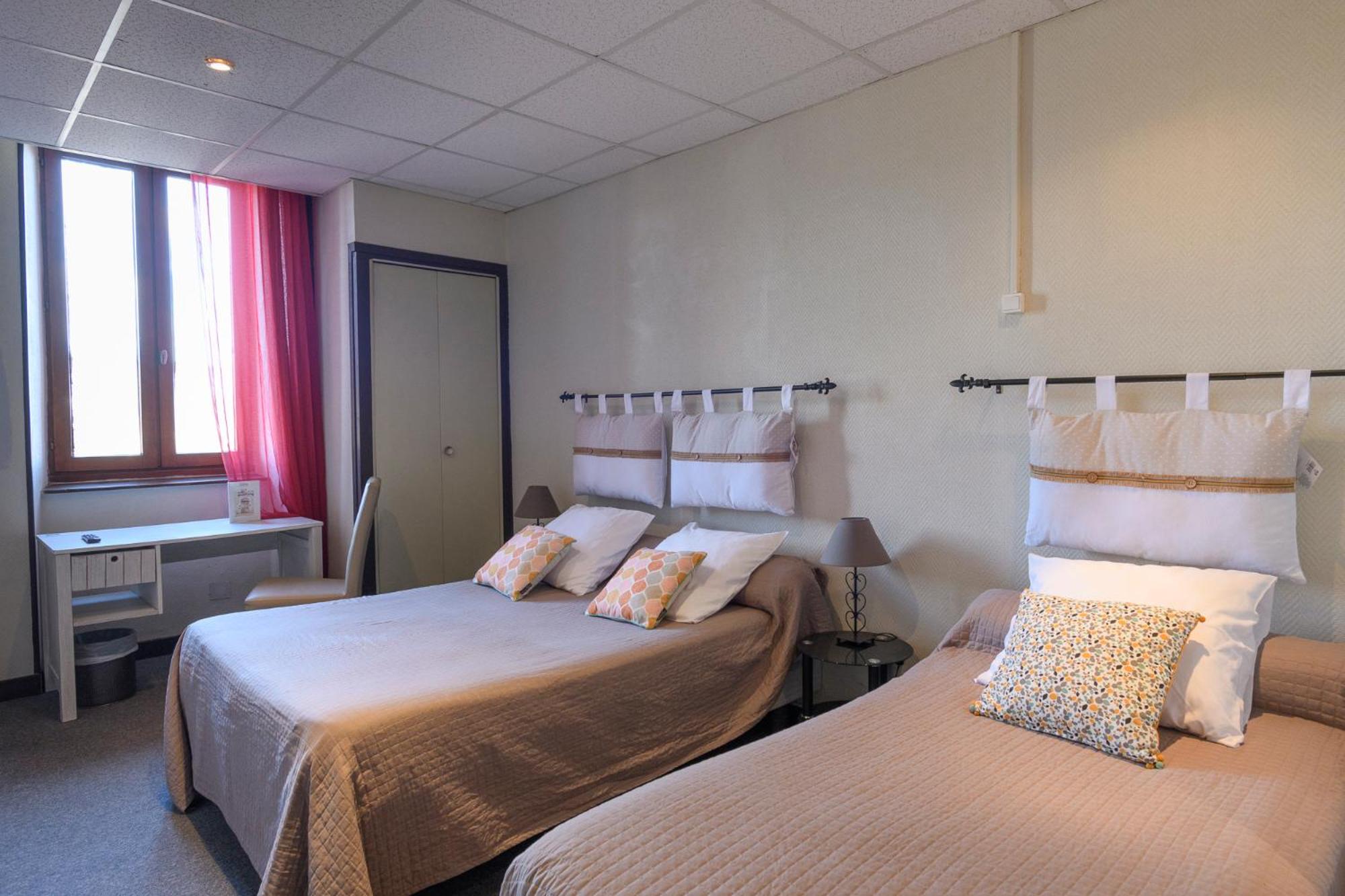 Triple Room - Photo 1