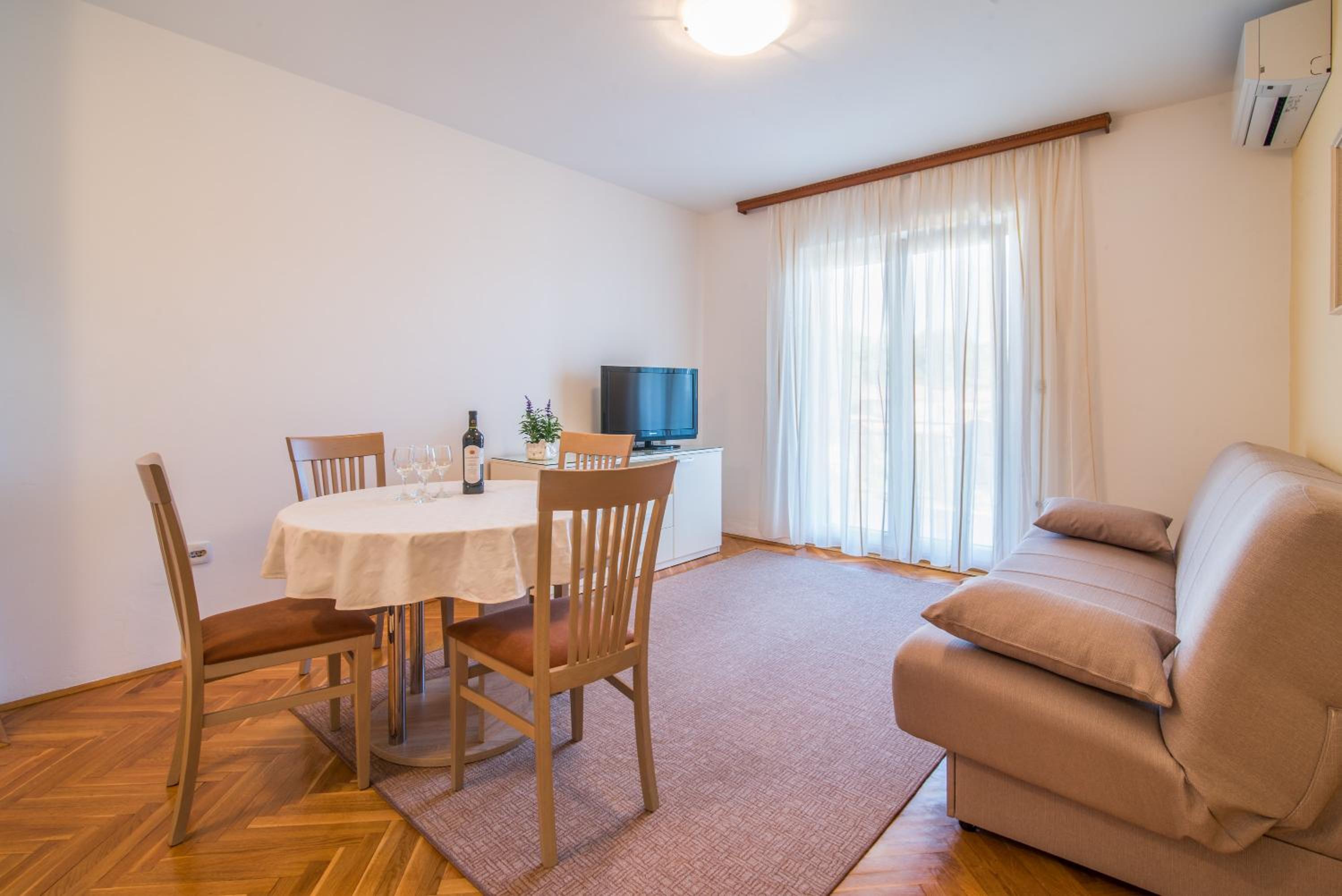 Apartment with Sea View