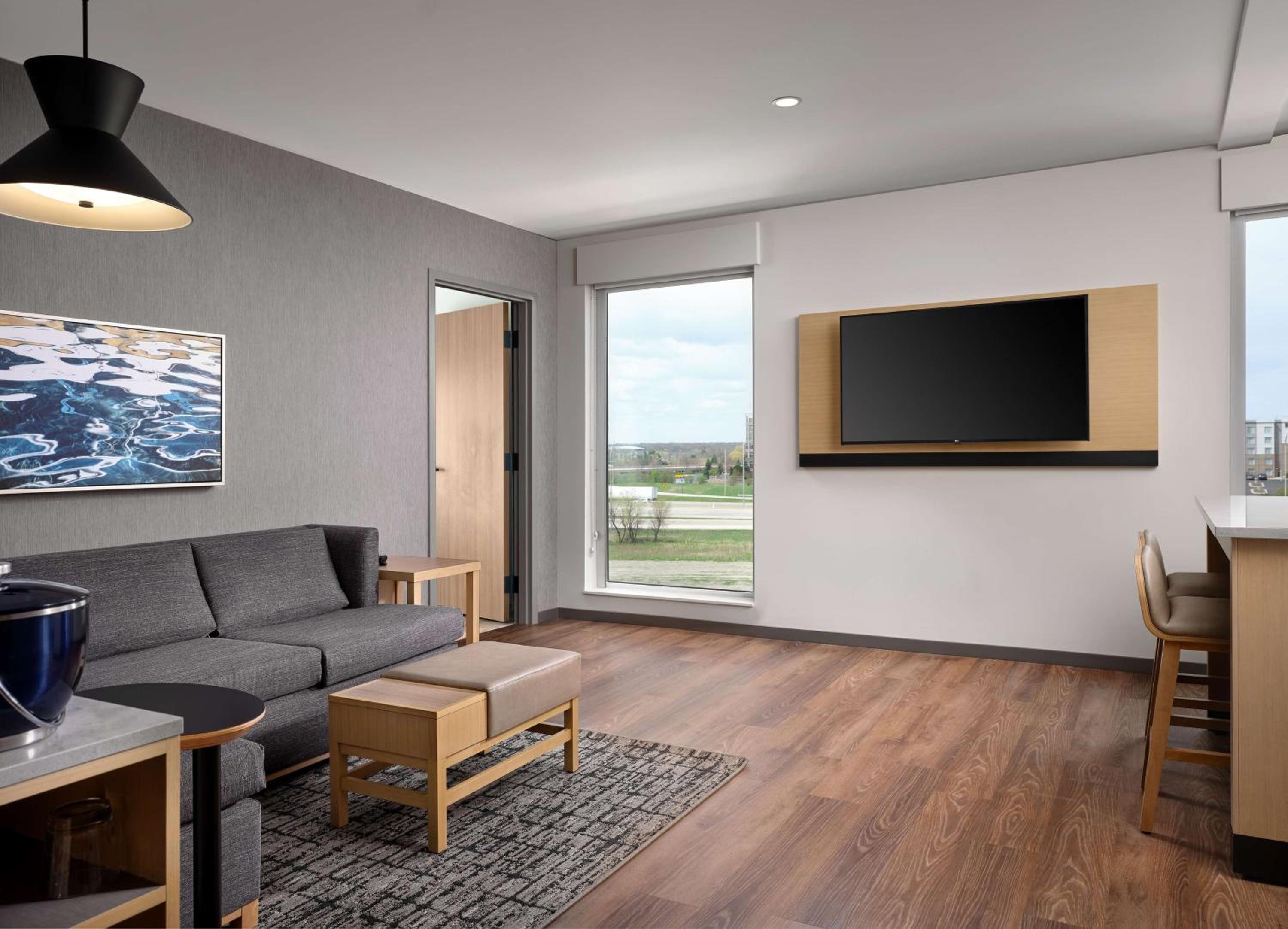 One-Bedroom King Suite with Kitchen and Sofa Bed - Photo 1