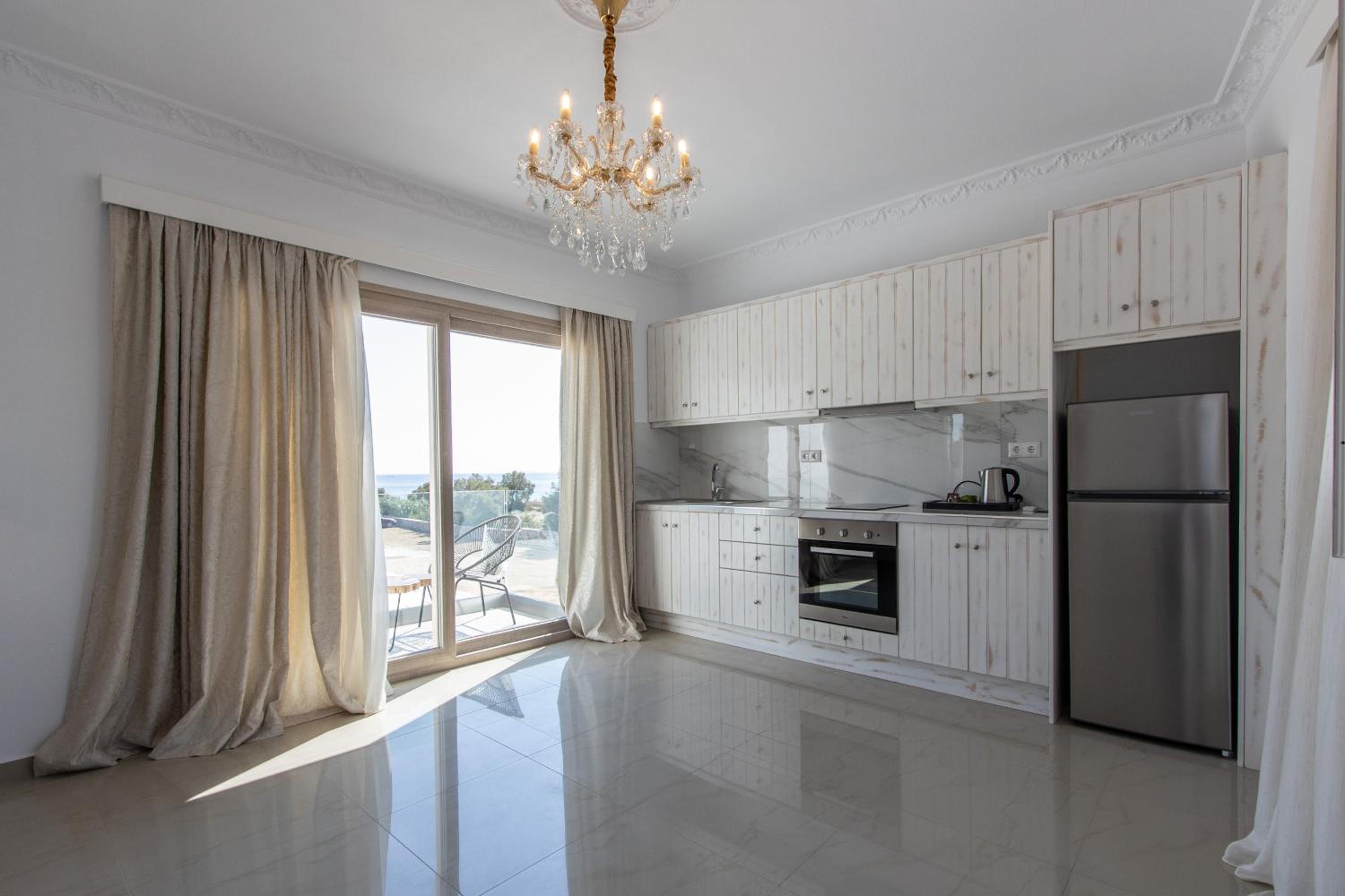 Superior Apartment photo 3