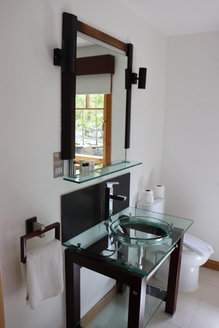 One-Bedroom Apartment - Photo 8