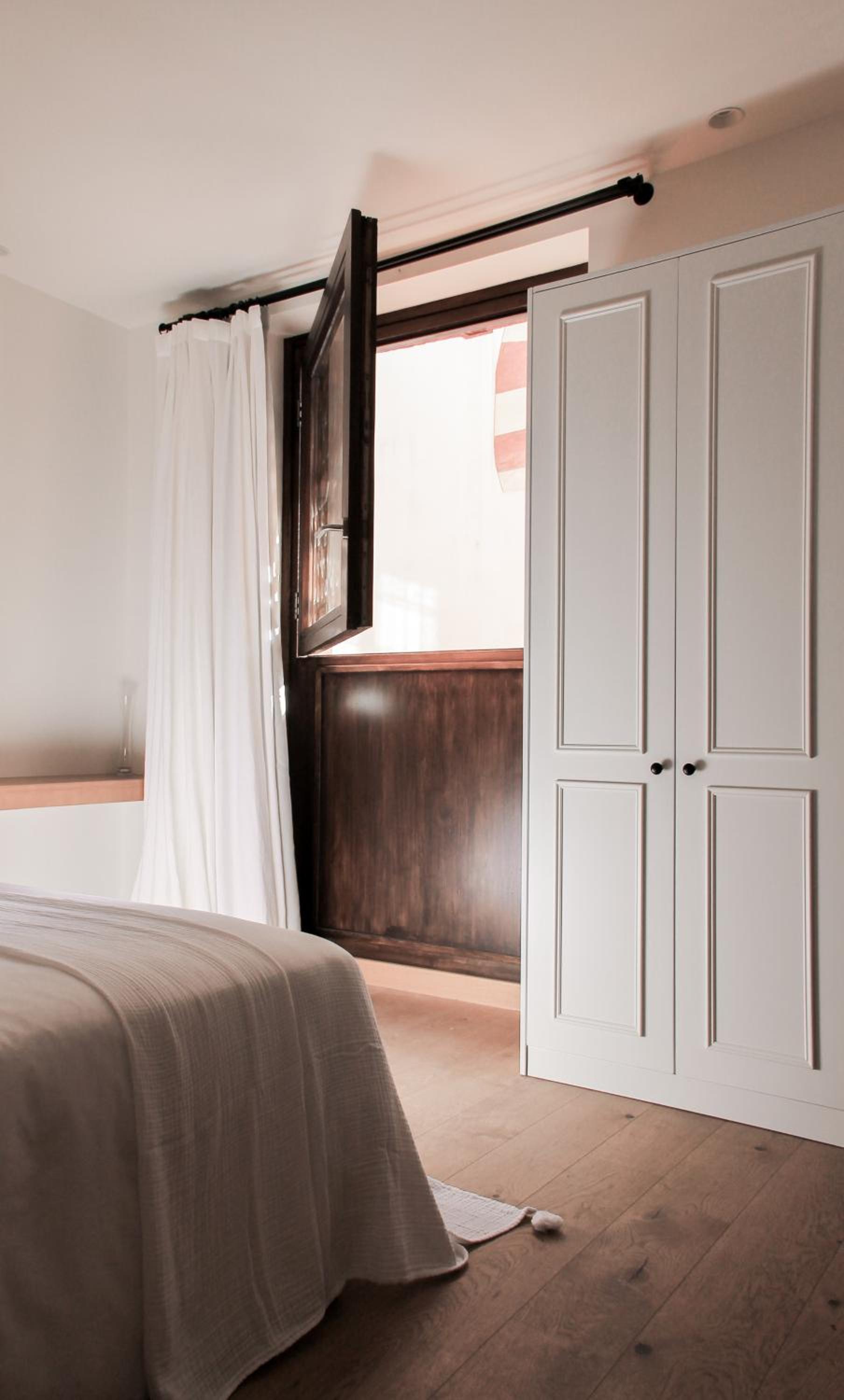 Deluxe Double Room - Photo 2